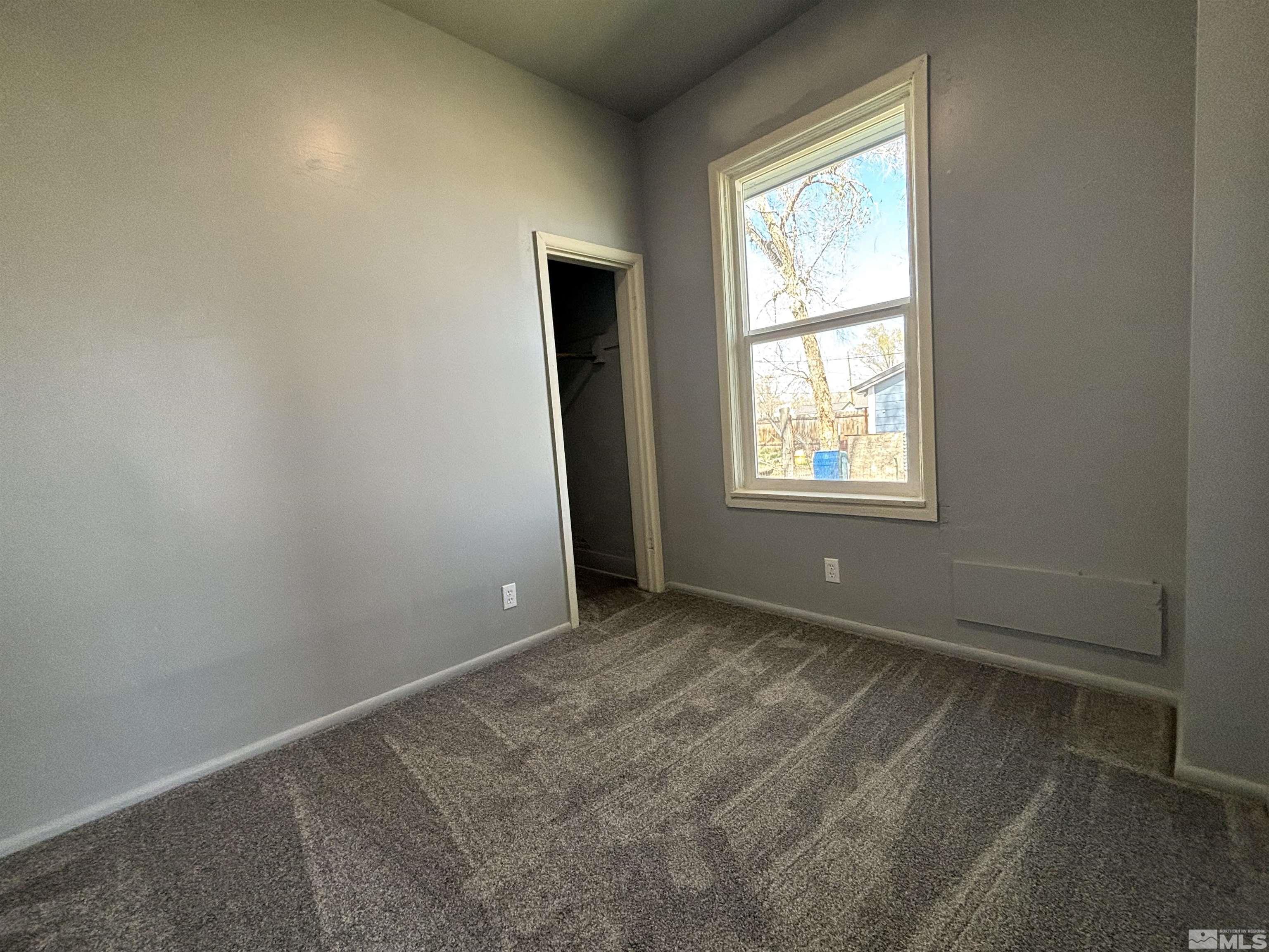 295 Apache St Property Photo 17