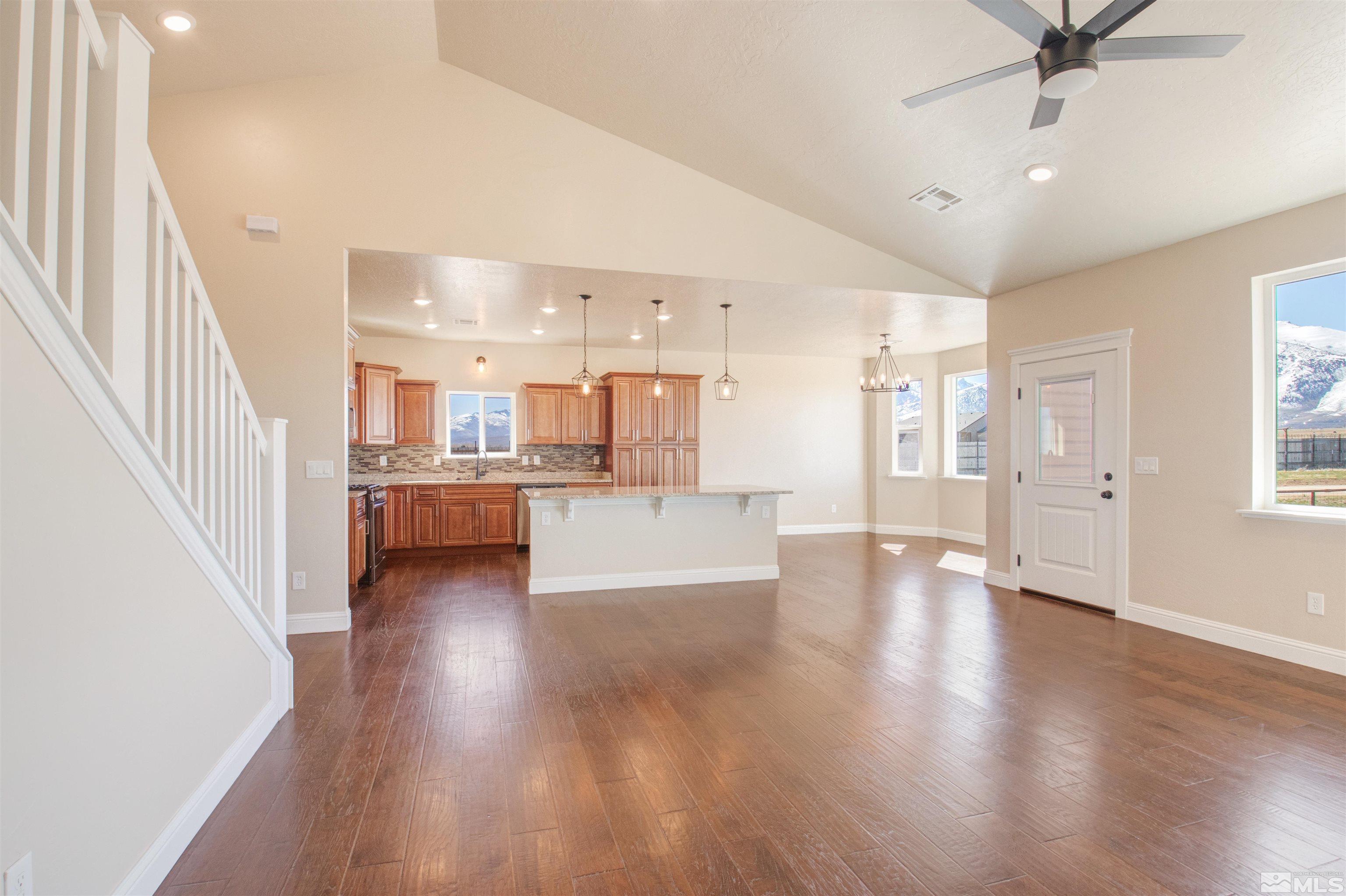 2165 Hog Tommy Road Property Photo 6
