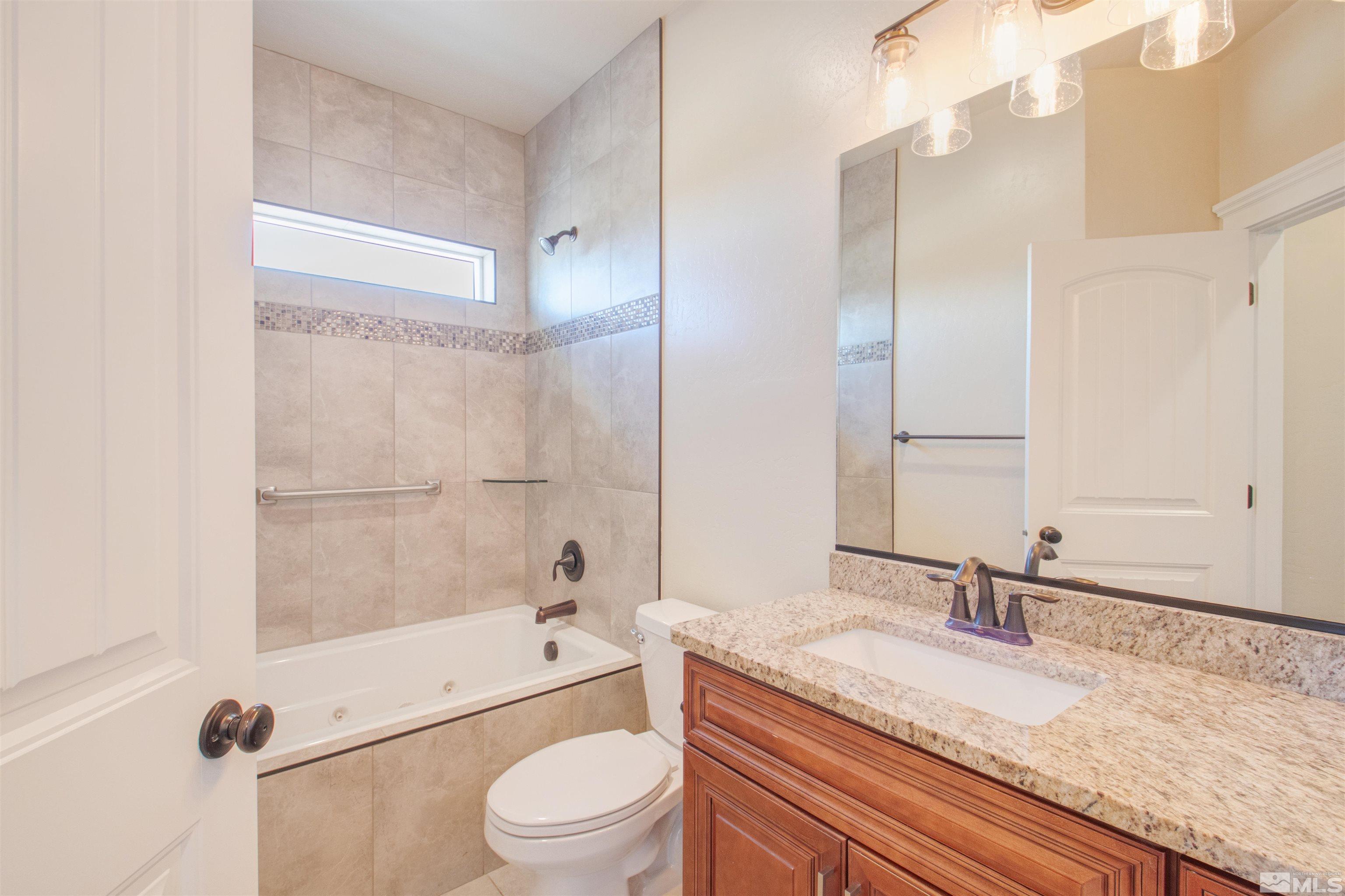 2165 Hog Tommy Road Property Photo 10