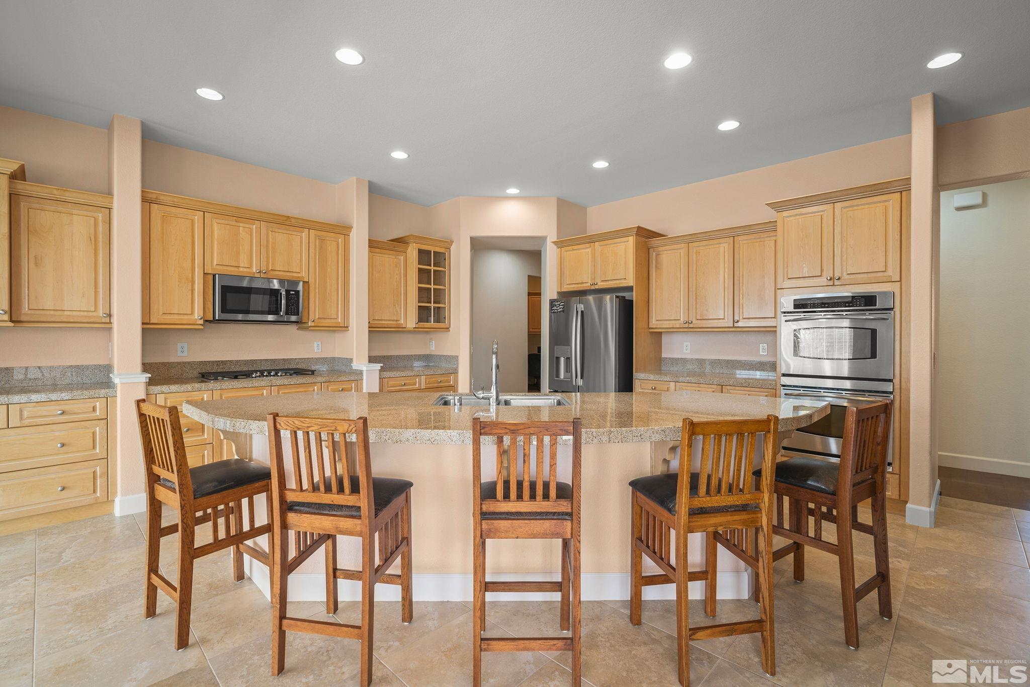15355 Redmond Loop Property Photo 7