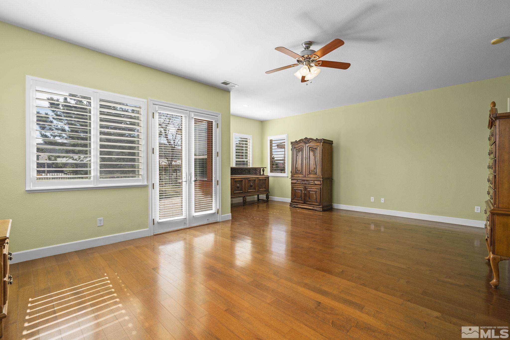 15355 Redmond Loop Property Photo 11