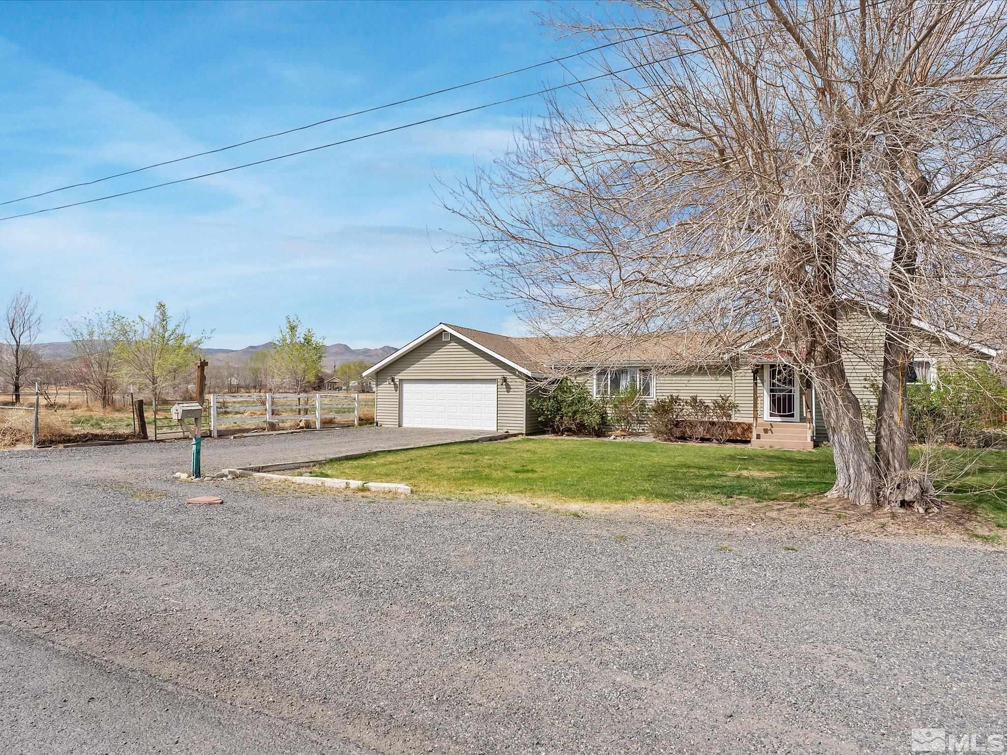 325 Stock Ln Property Photo 3