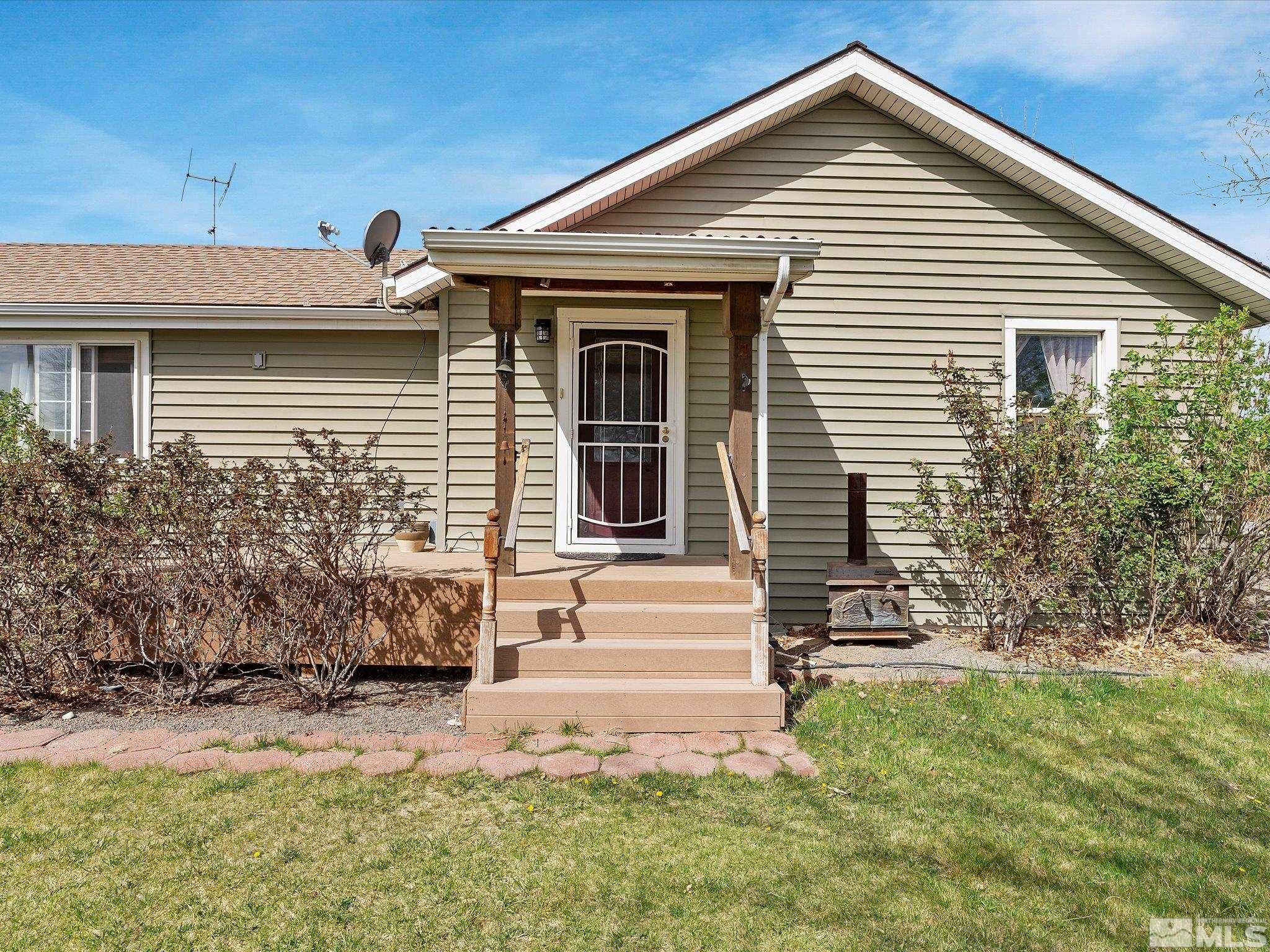 325 Stock Ln Property Photo 4