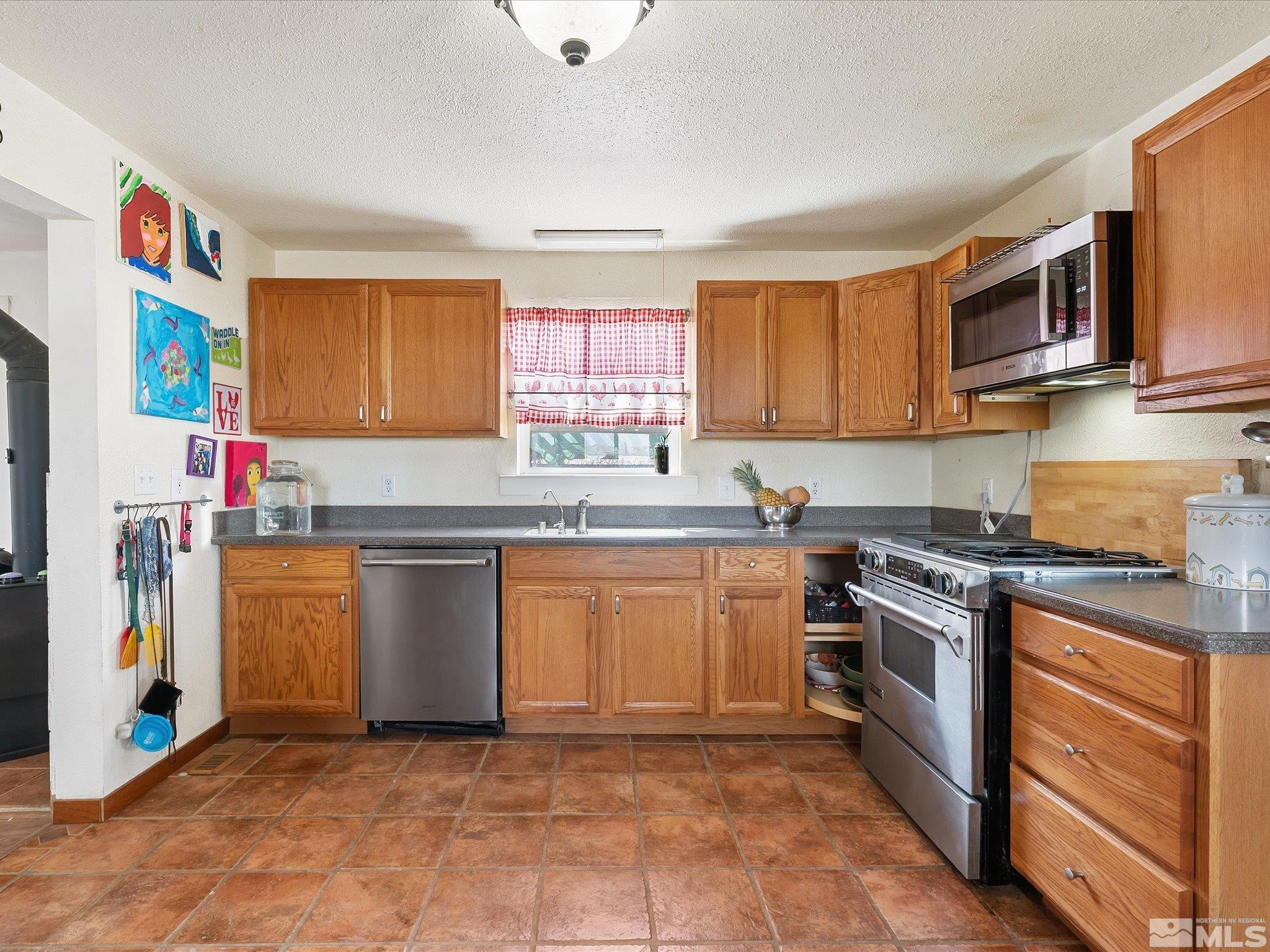 325 Stock Ln Property Photo 10