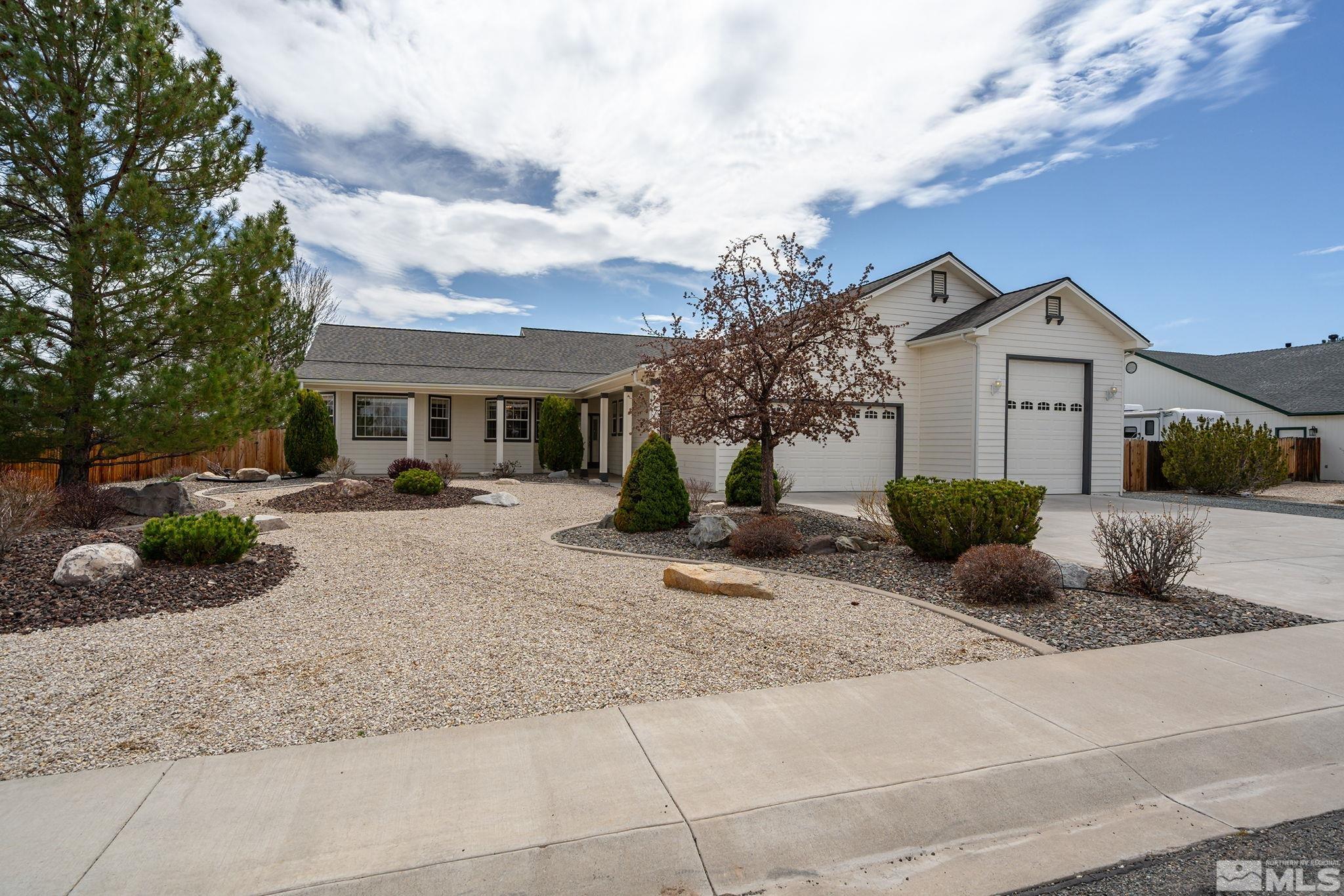 1147 Country Club Drive Property Photo