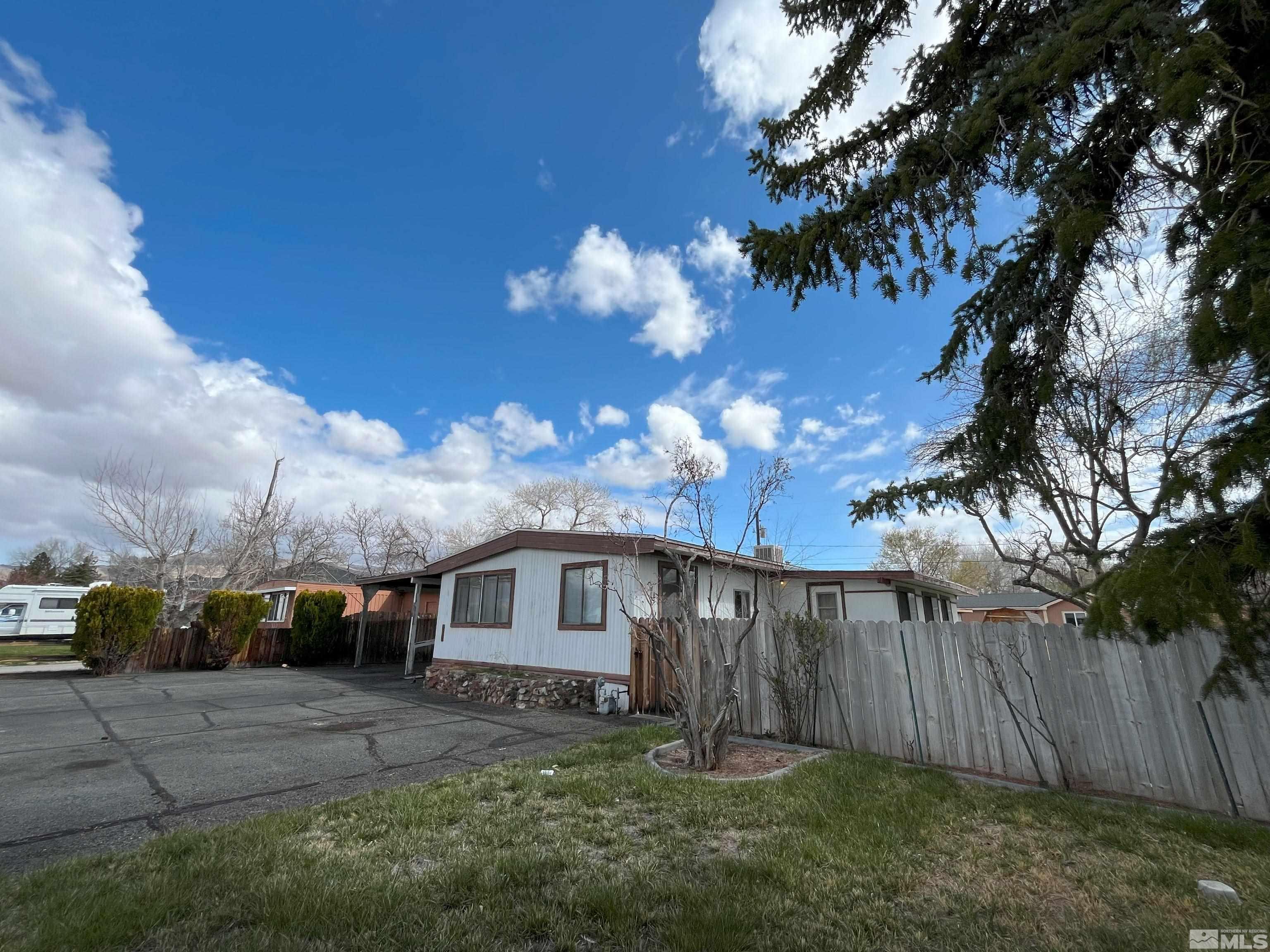 2581 Poole Way Property Photo