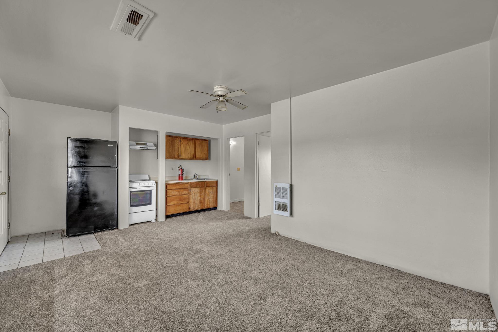 2275 Brenda Way Property Photo 22