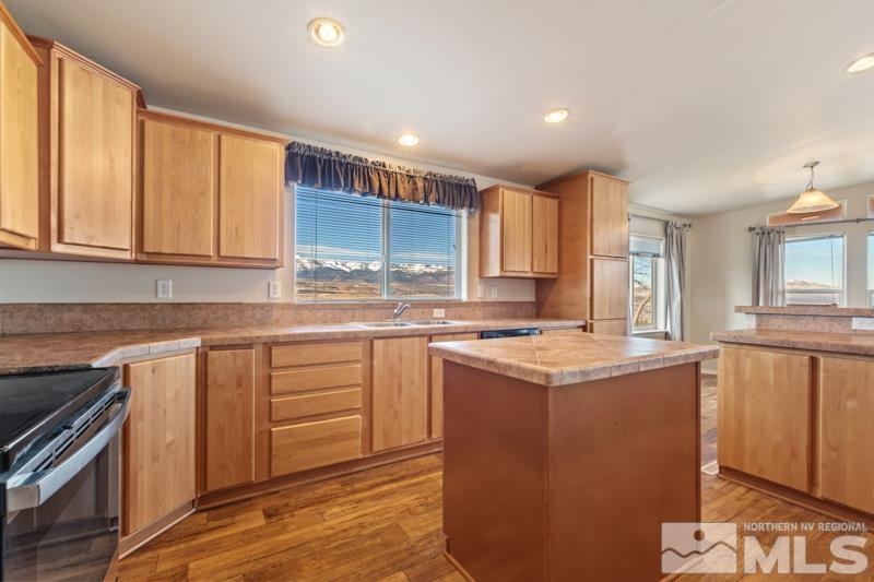 15085 Westwind Cir Property Photo 4