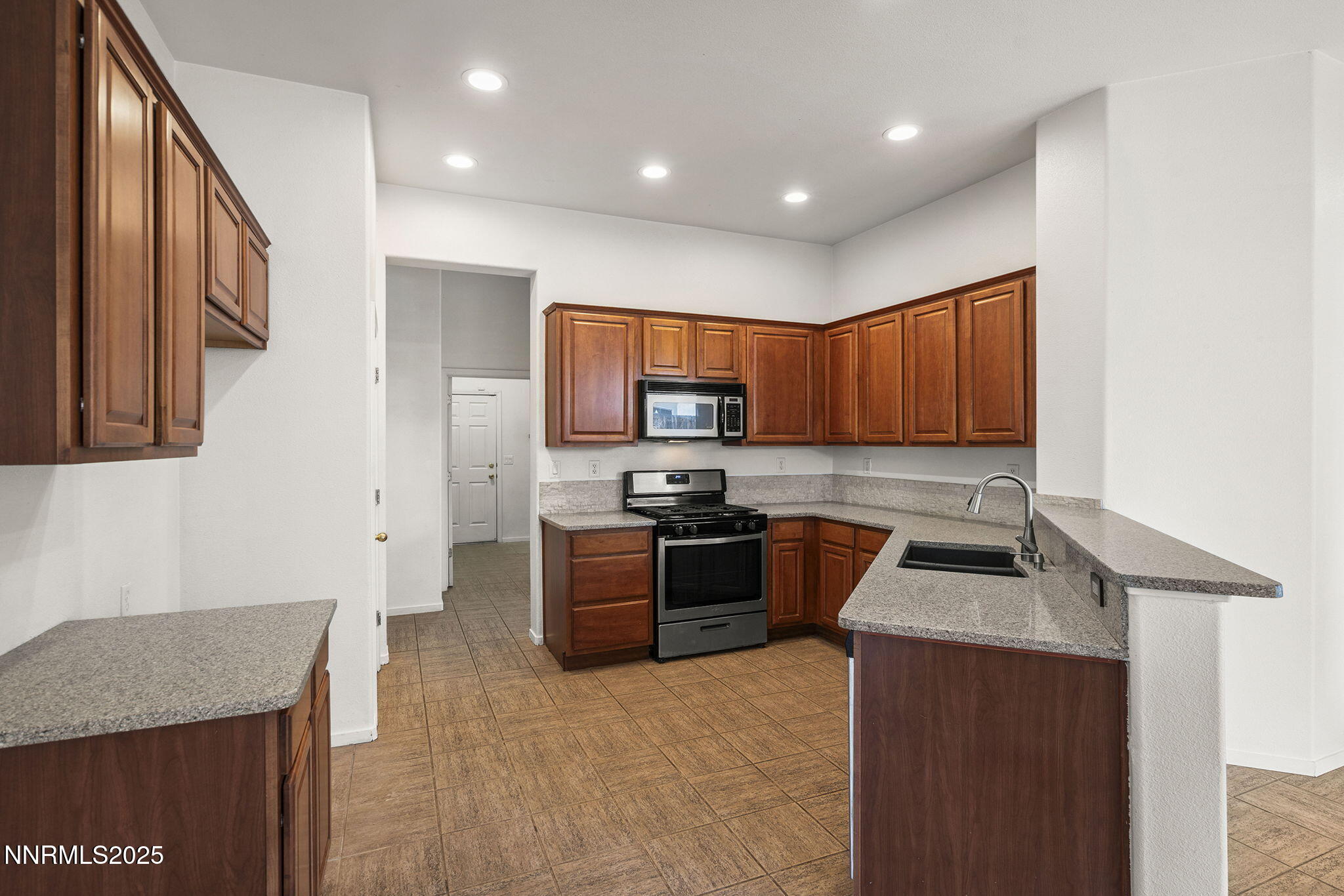 10452 Copper Wood Court Property Photo 16