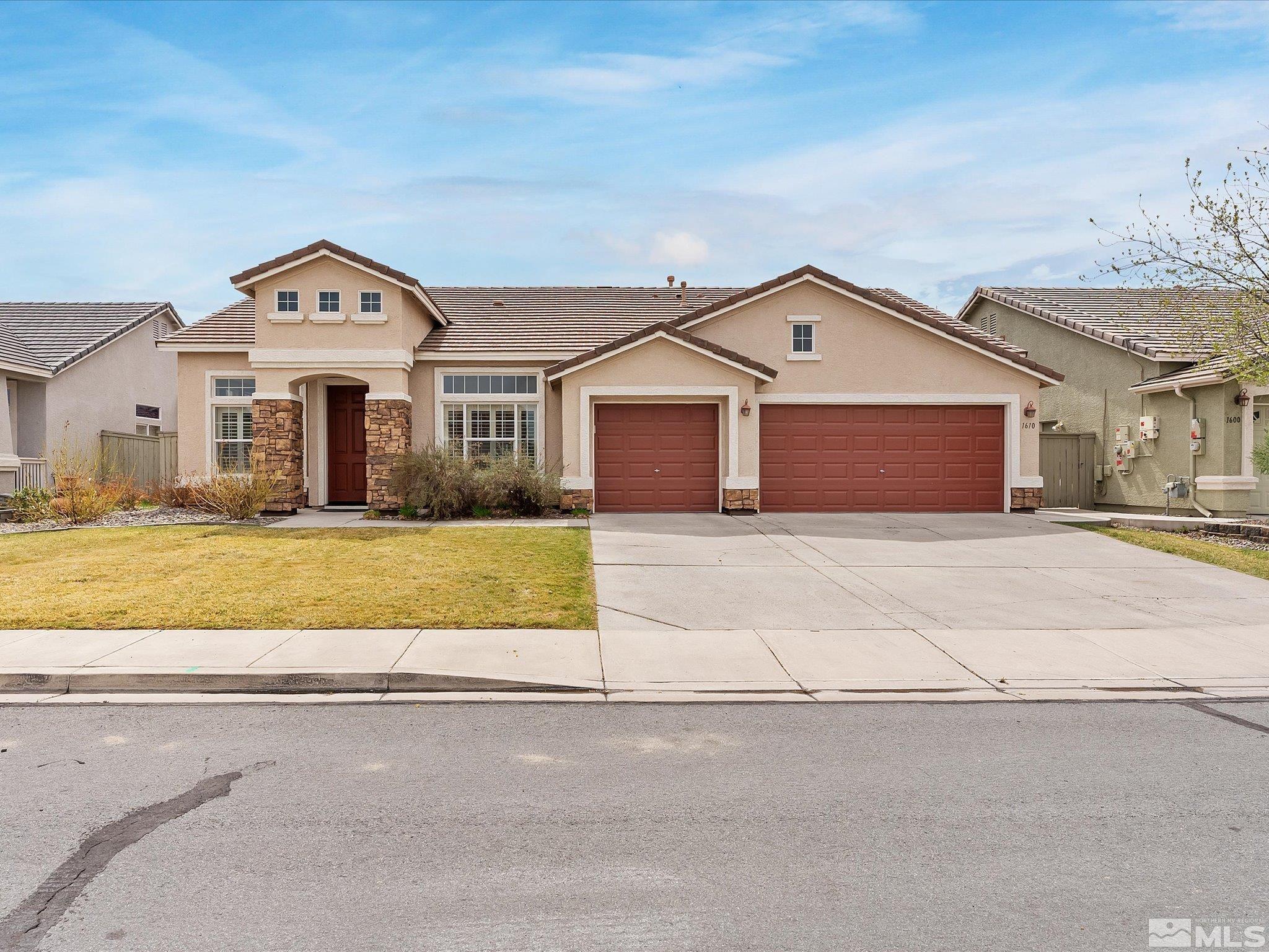 1610 Arboleda Dr. Property Photo