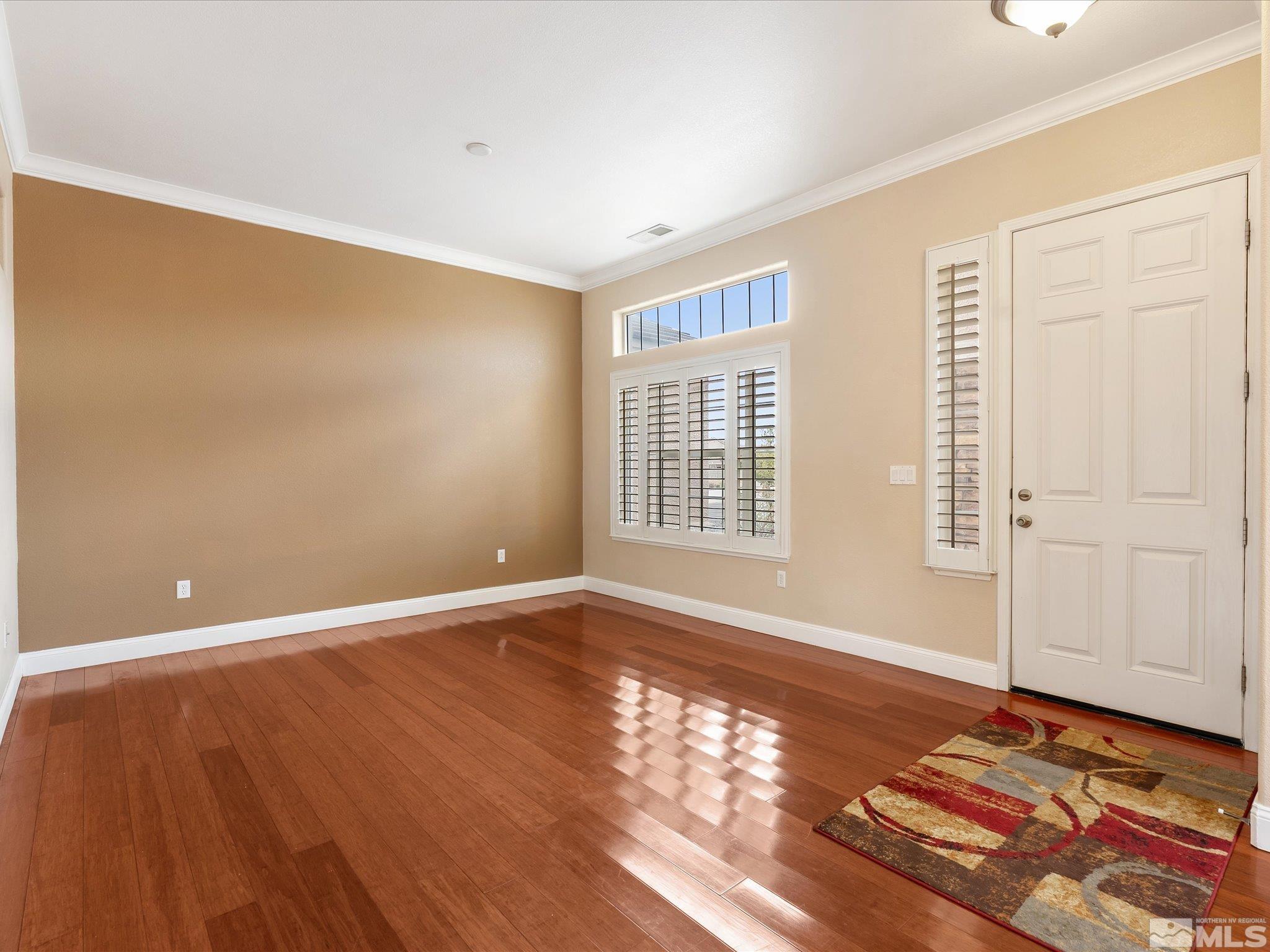 1610 Arboleda Dr. Property Photo 3