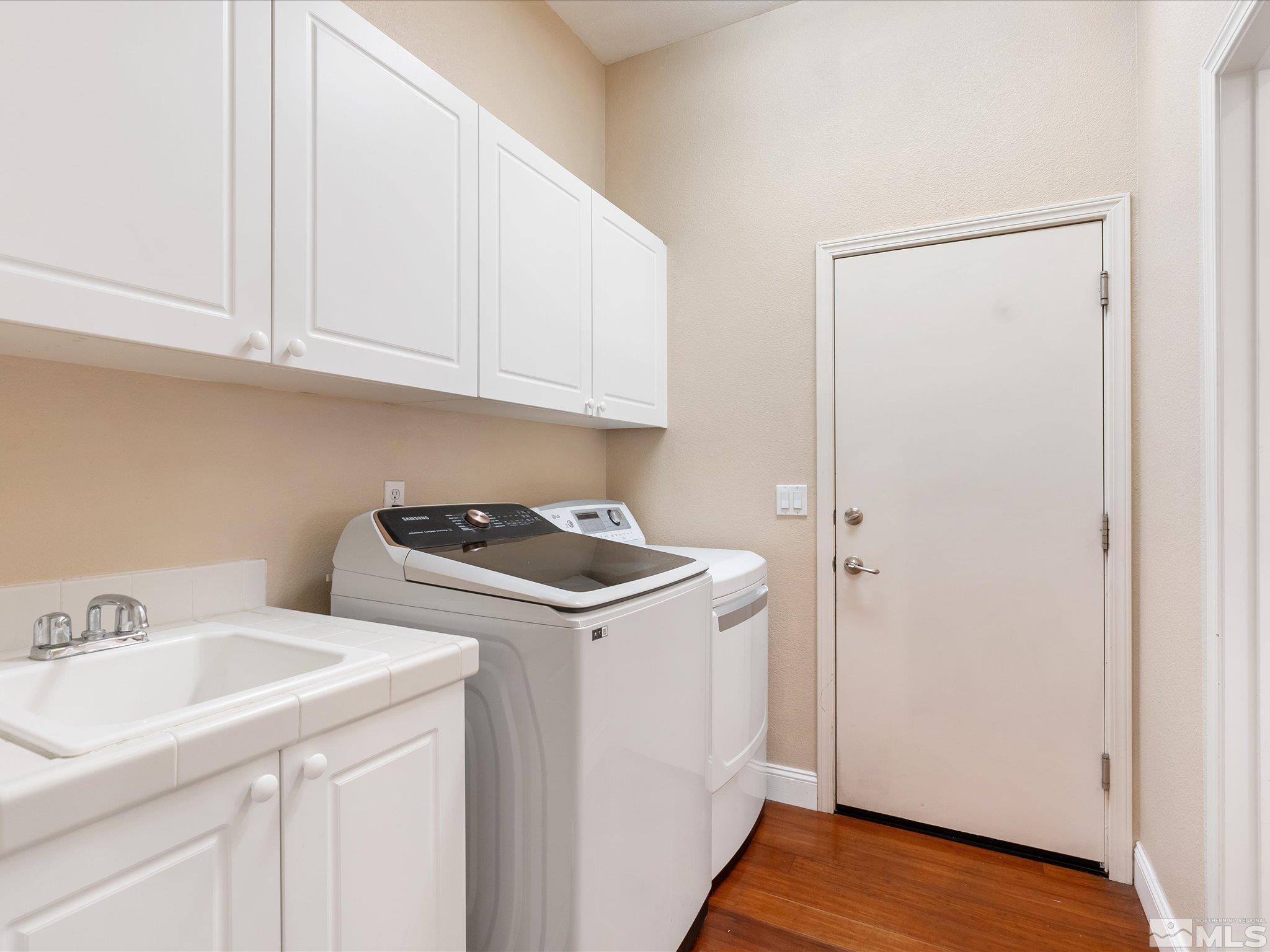 1610 Arboleda Dr. Property Photo 13