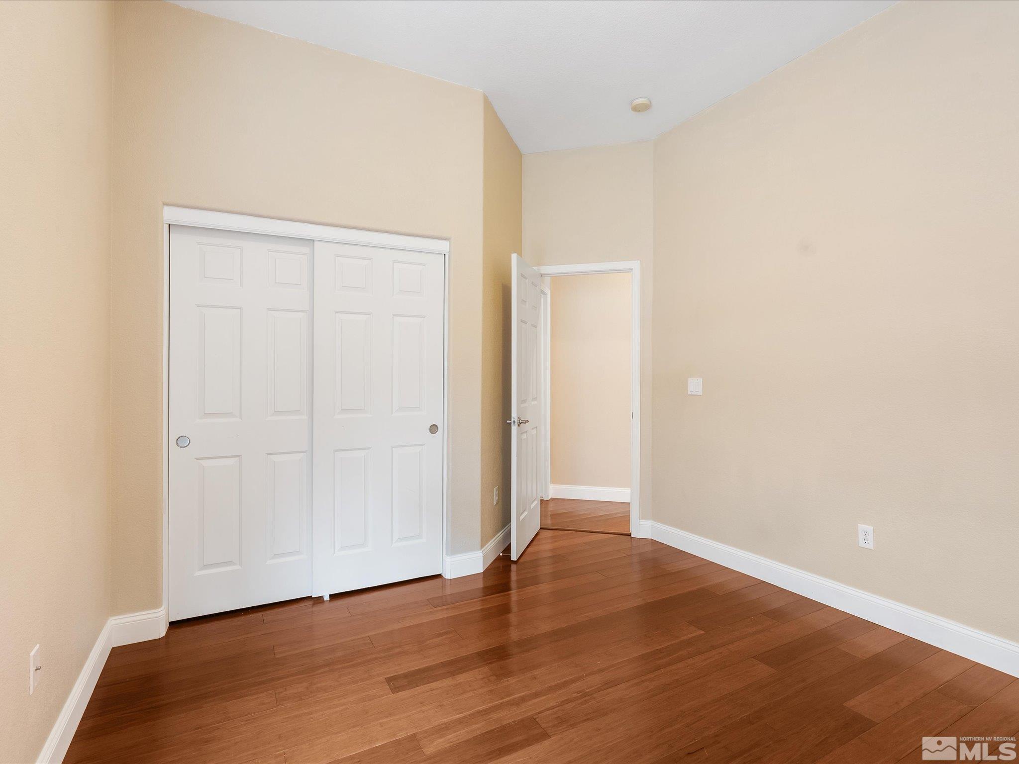 1610 Arboleda Dr. Property Photo 17