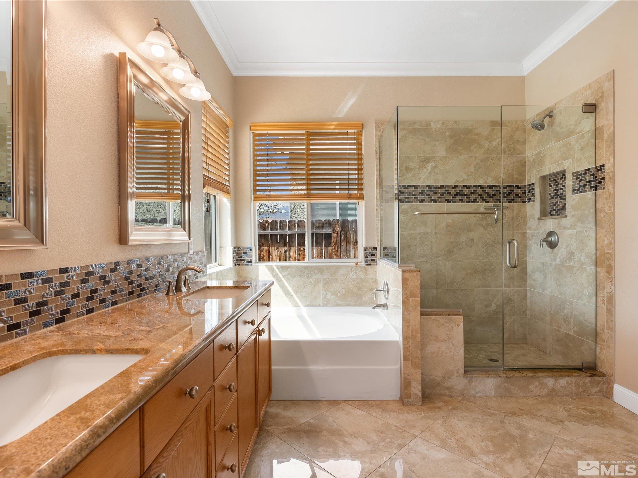 1610 Arboleda Dr. Property Photo 19