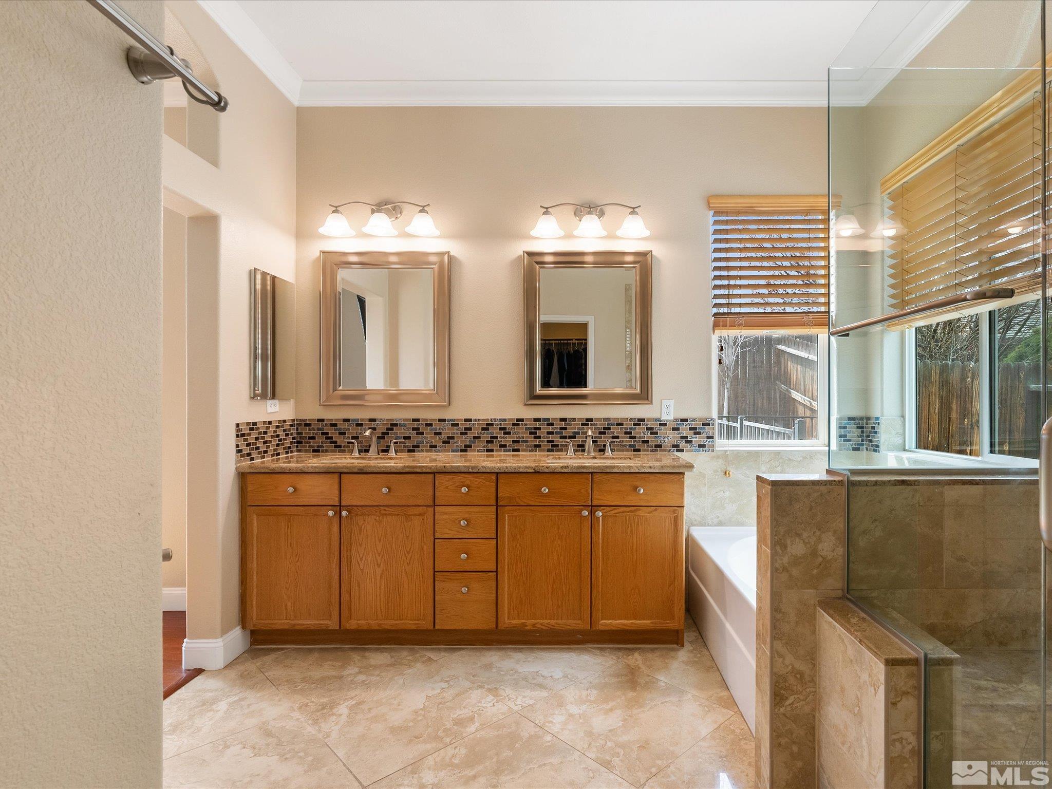 1610 Arboleda Dr. Property Photo 20