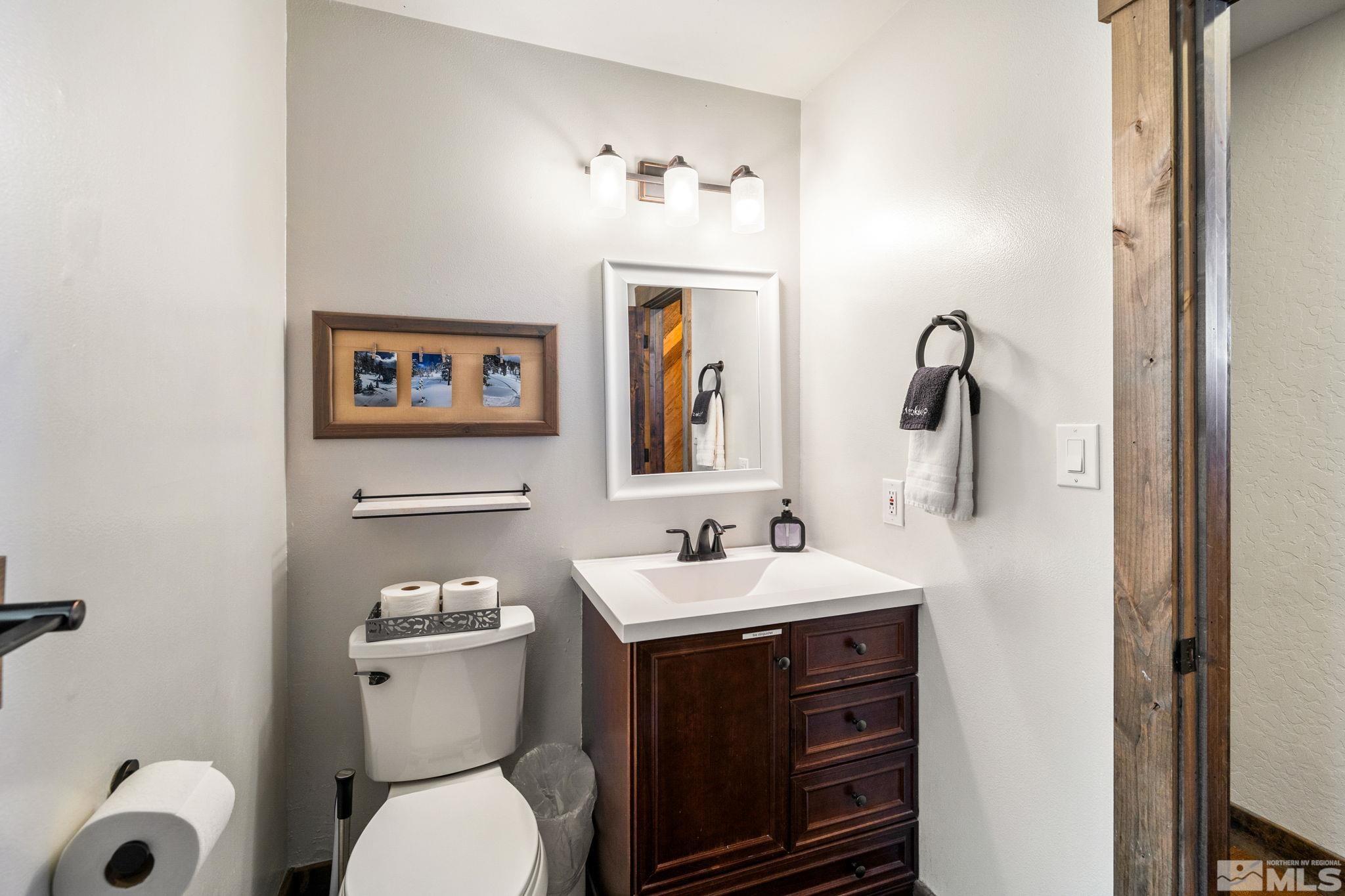 128 Holly Lane A Property Photo 22
