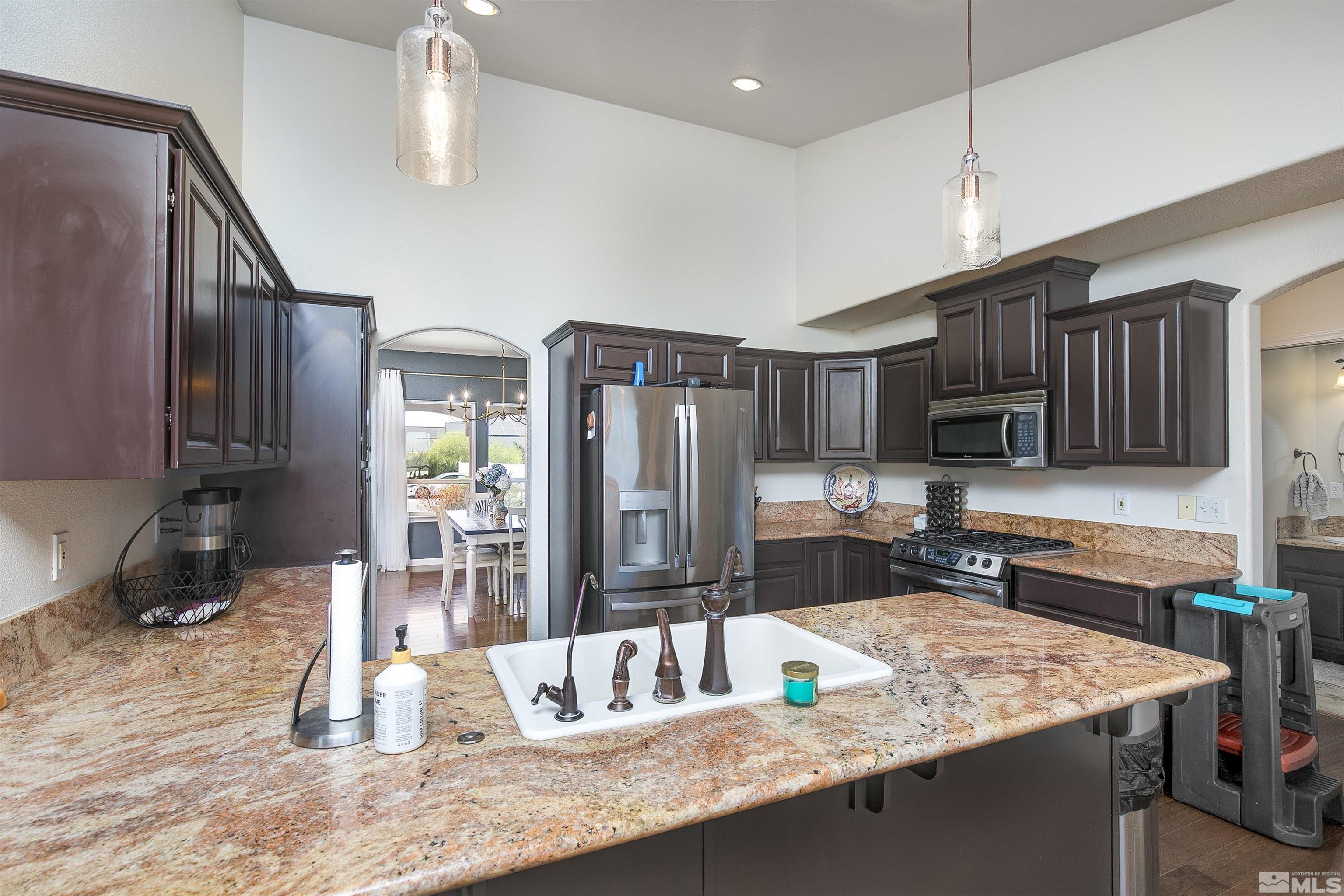 1675 Skyridge Dr Property Photo 8