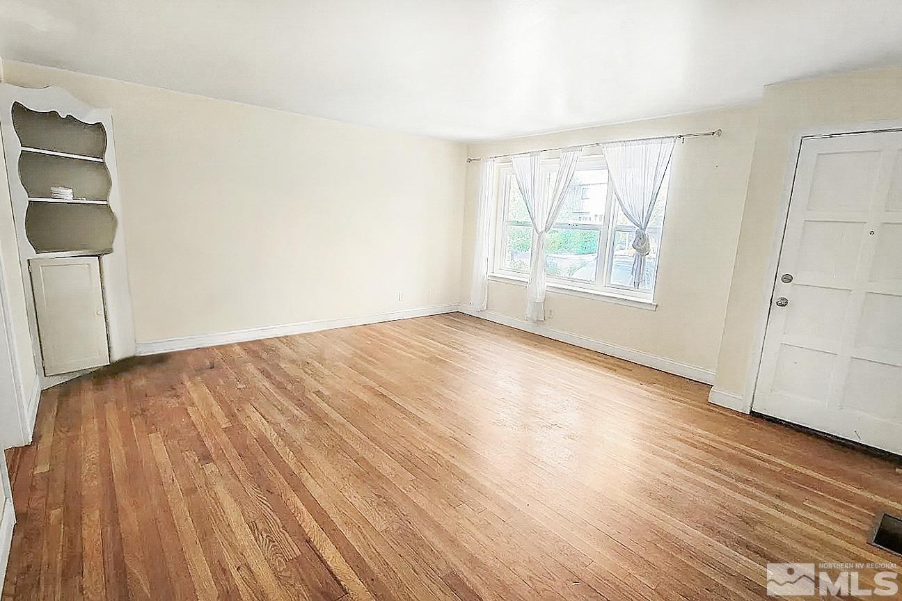 240 Bisby St Property Photo 6