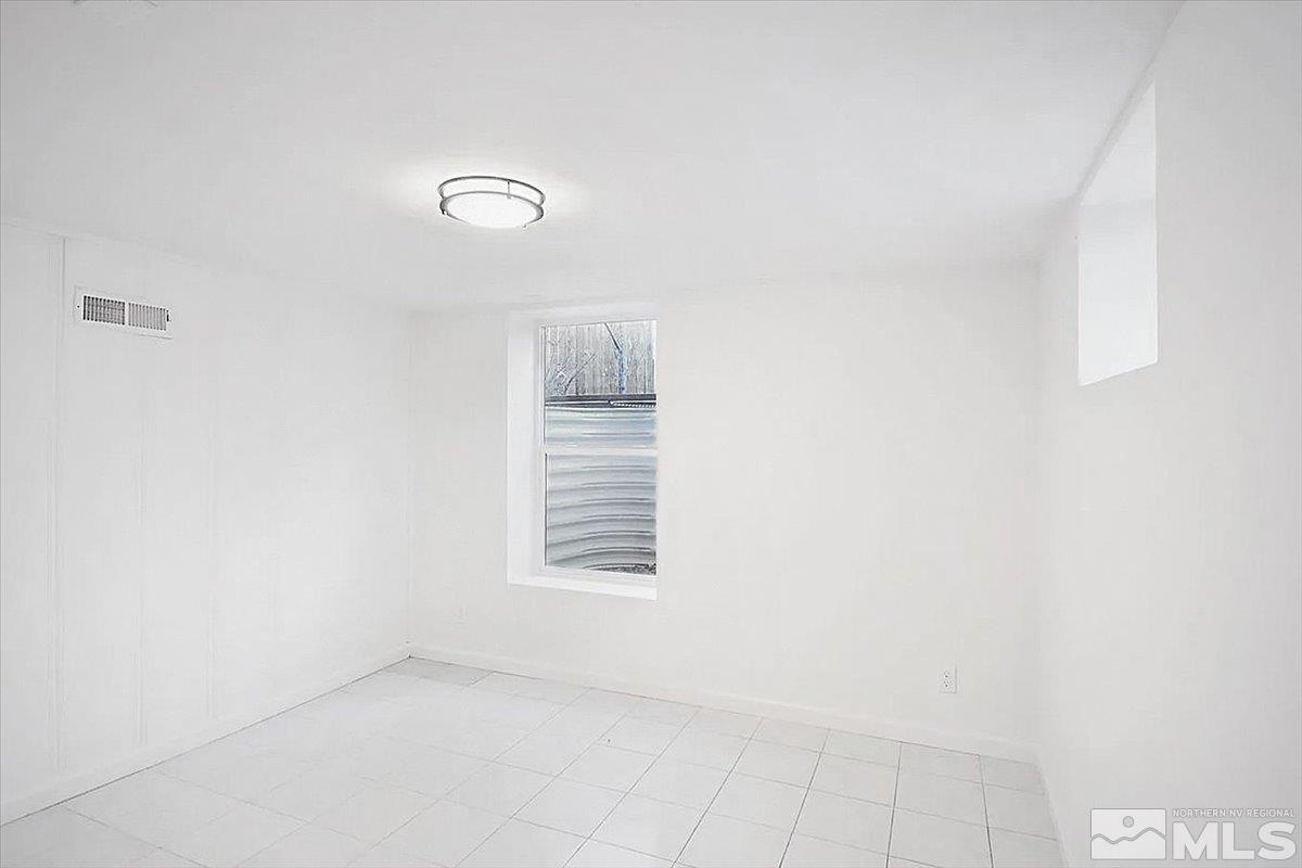 240 Bisby St Property Photo 18