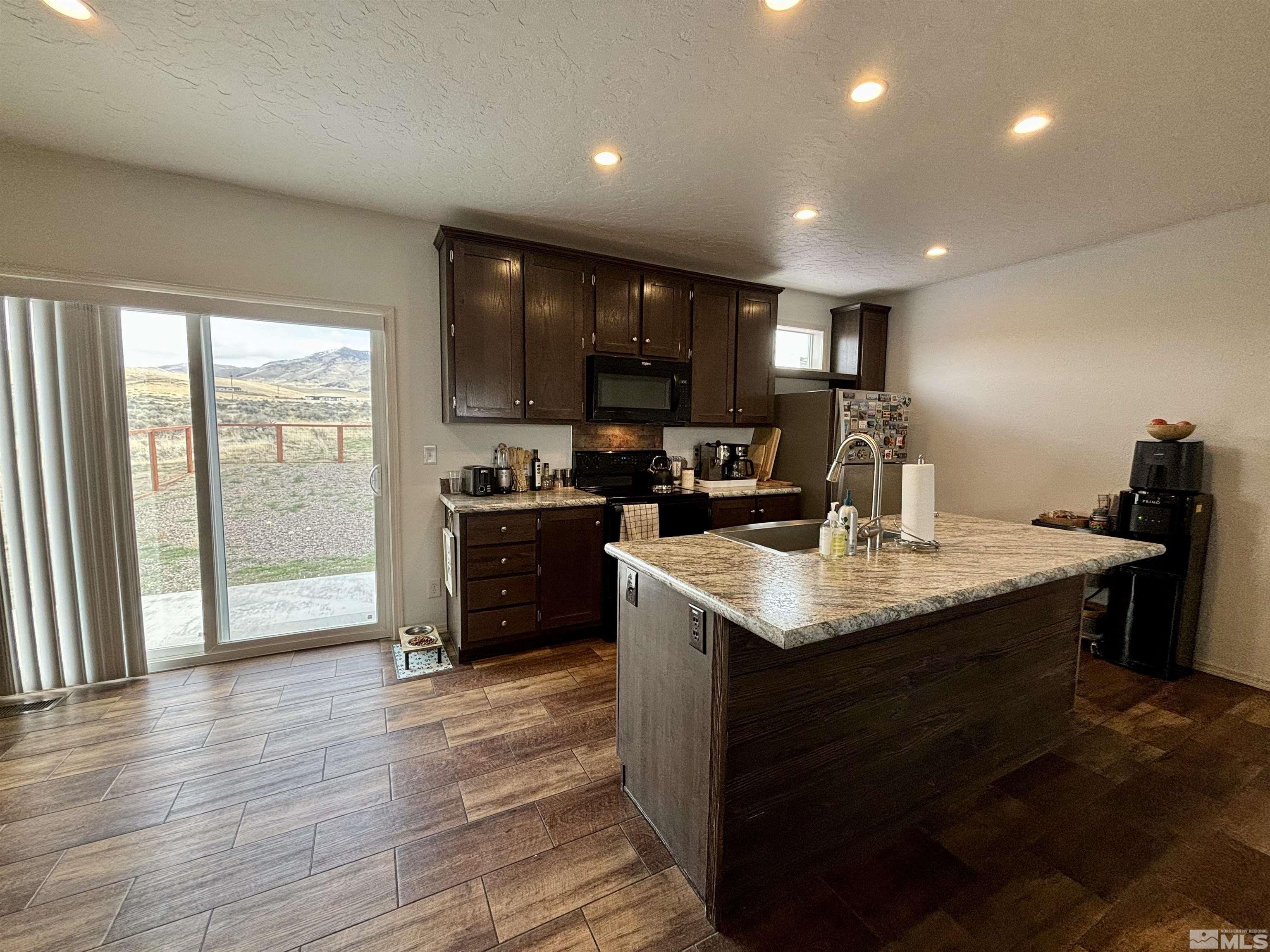 7575 Purple Sage Rd Property Photo 8