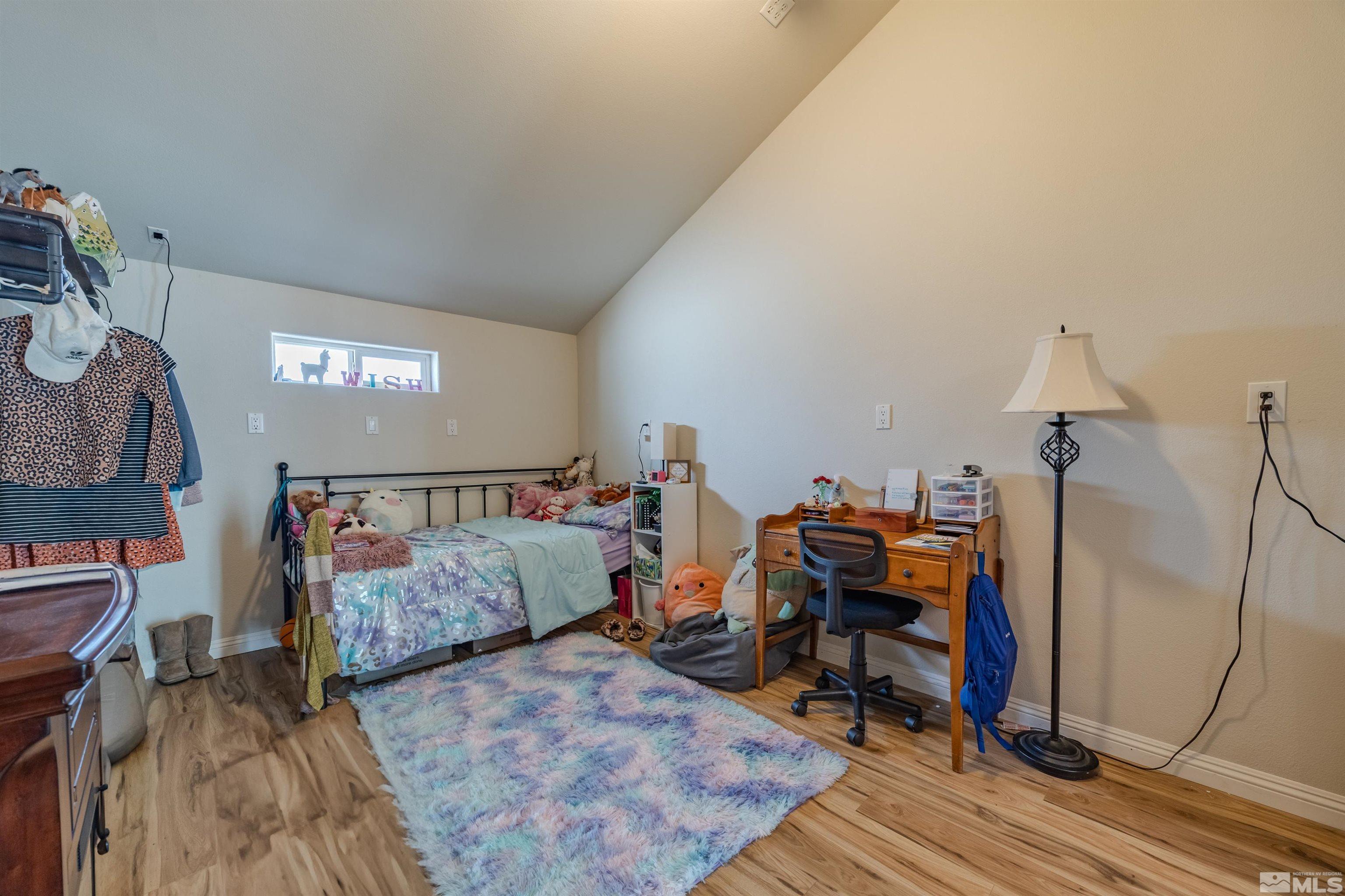 701 N Maddux Drive Property Photo 13