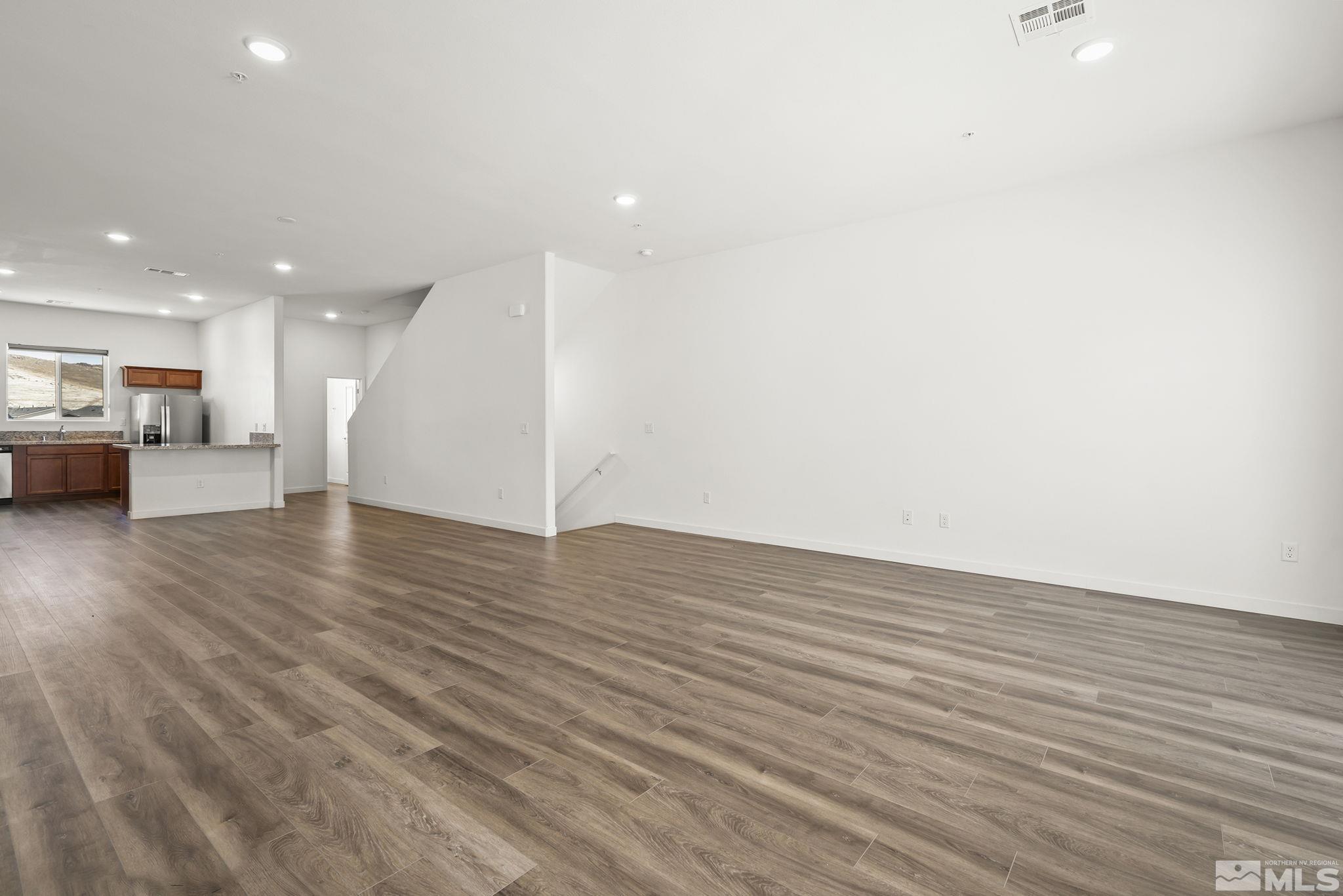 5021 Cavestone Rd Property Photo 6
