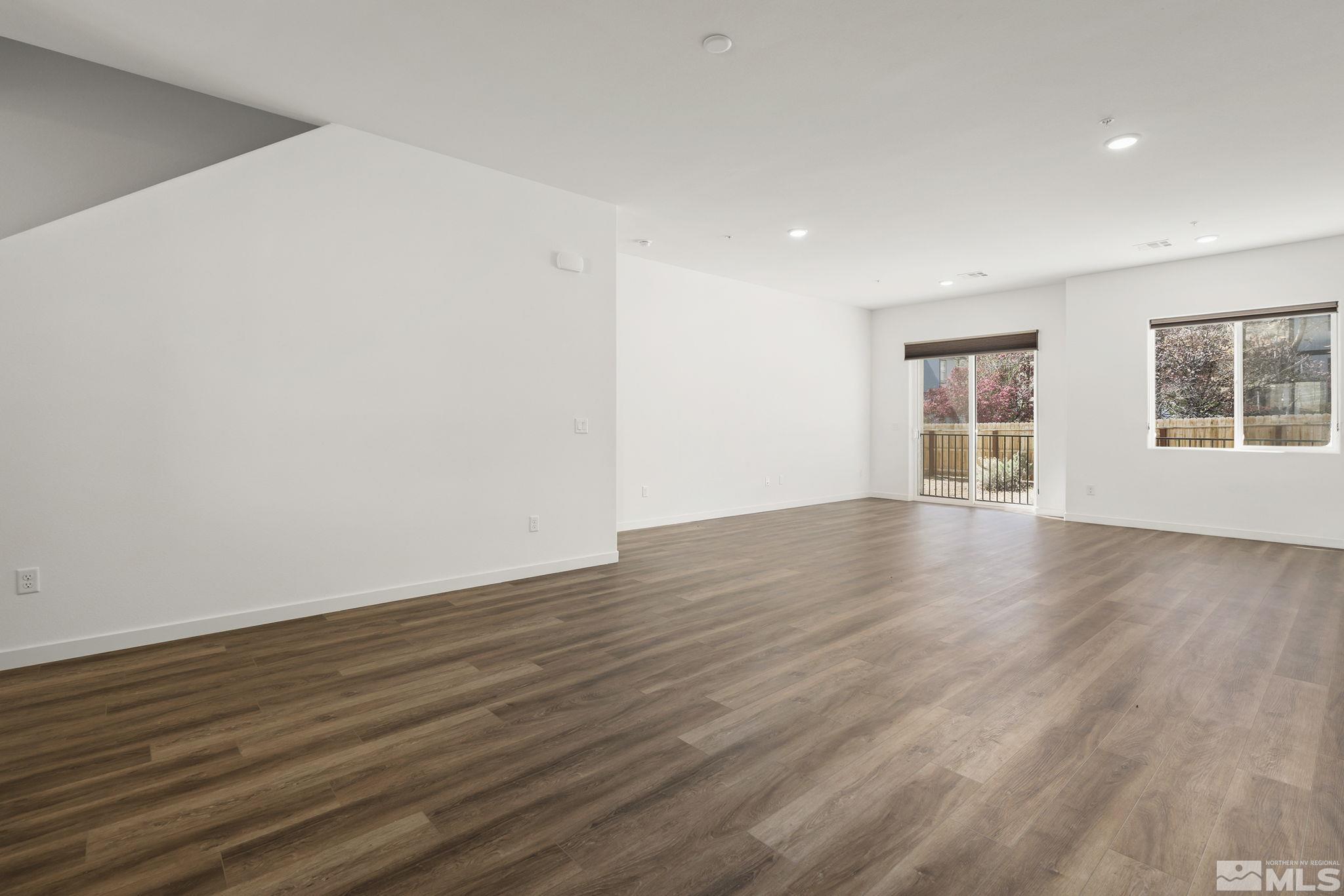 5021 Cavestone Rd Property Photo 7