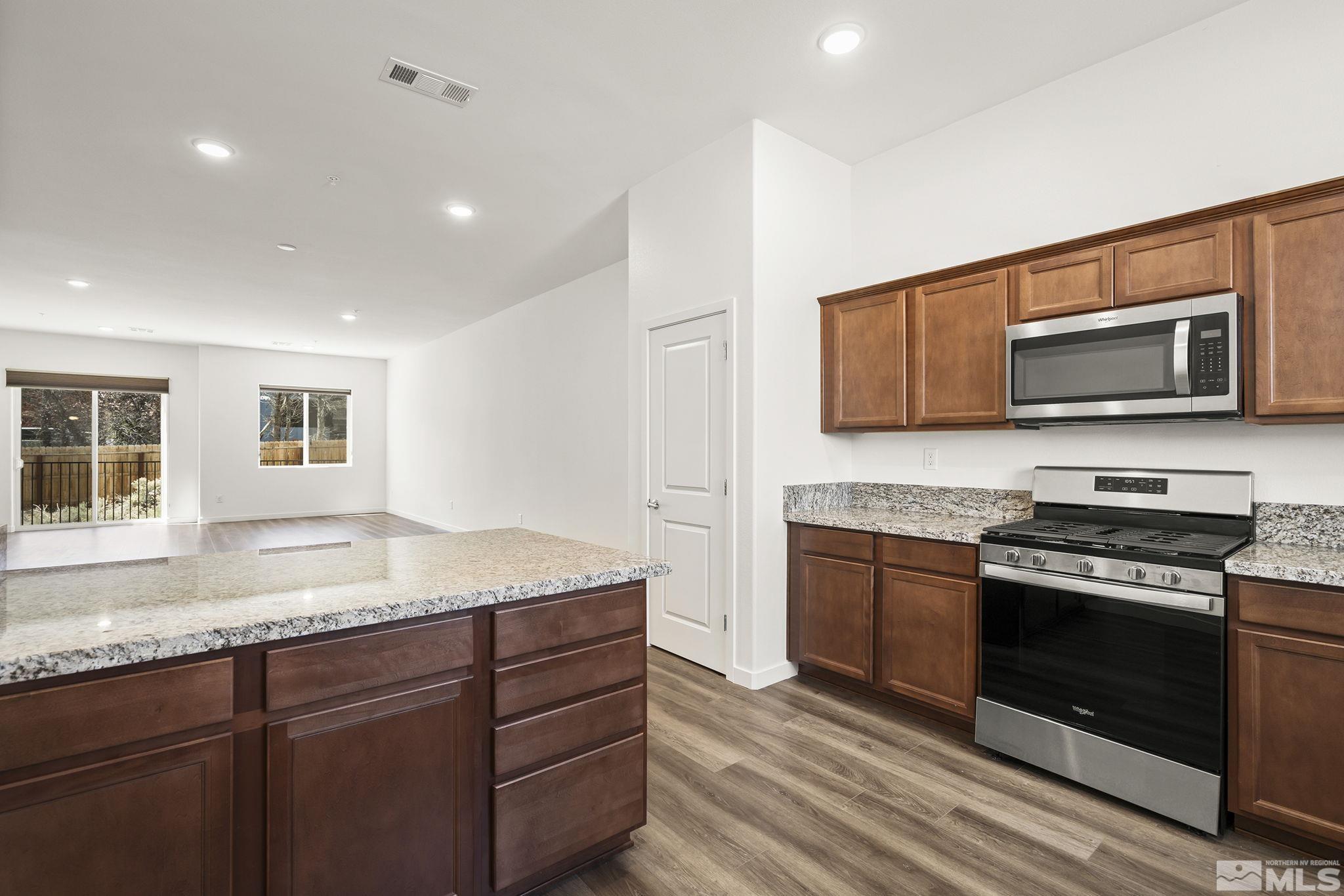 5021 Cavestone Rd Property Photo 11