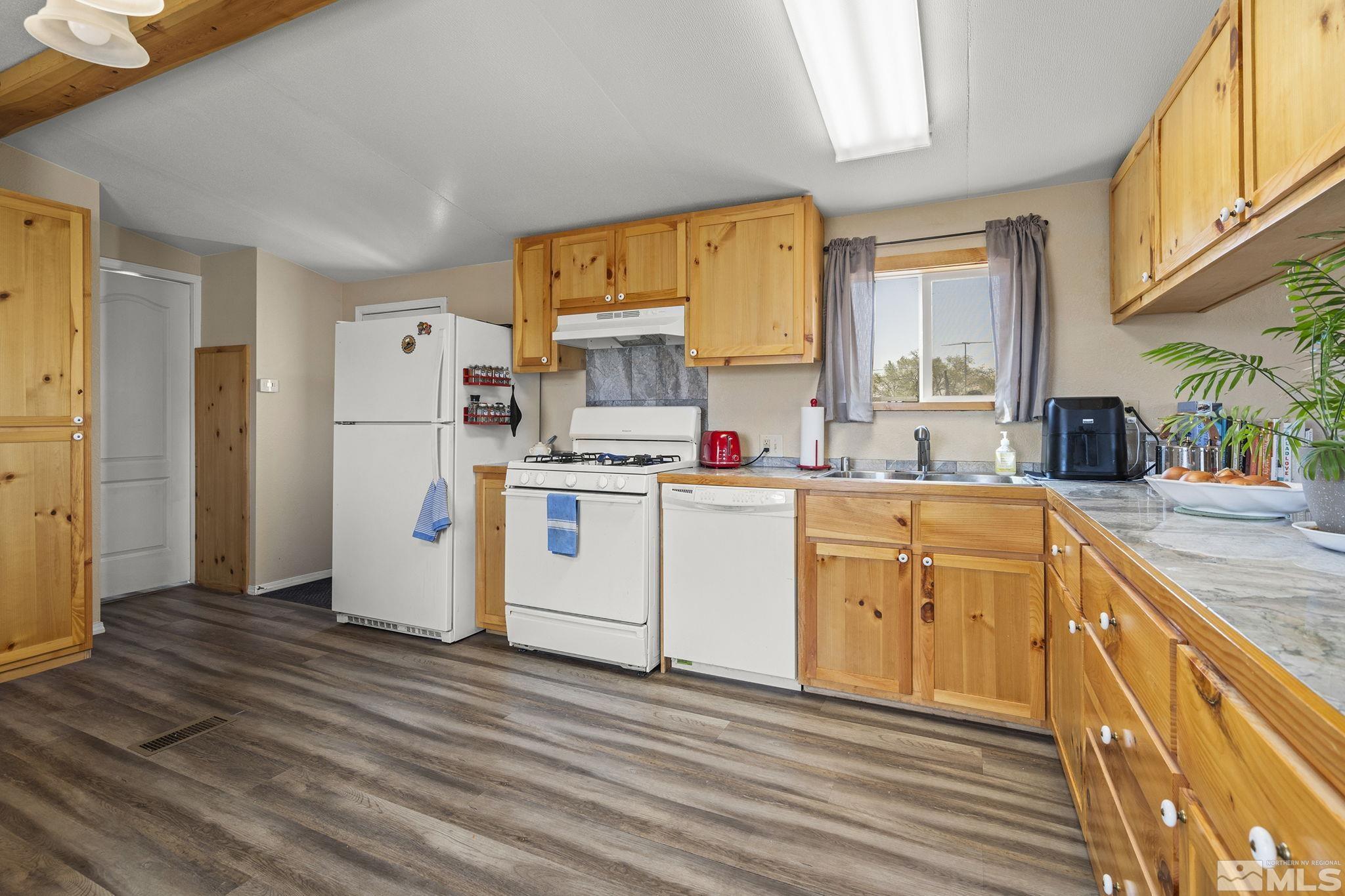 2770 Tonopah St Property Photo 5