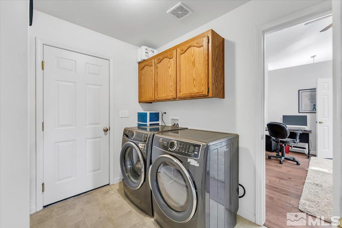 2875 Waegle Way Property Photo 26