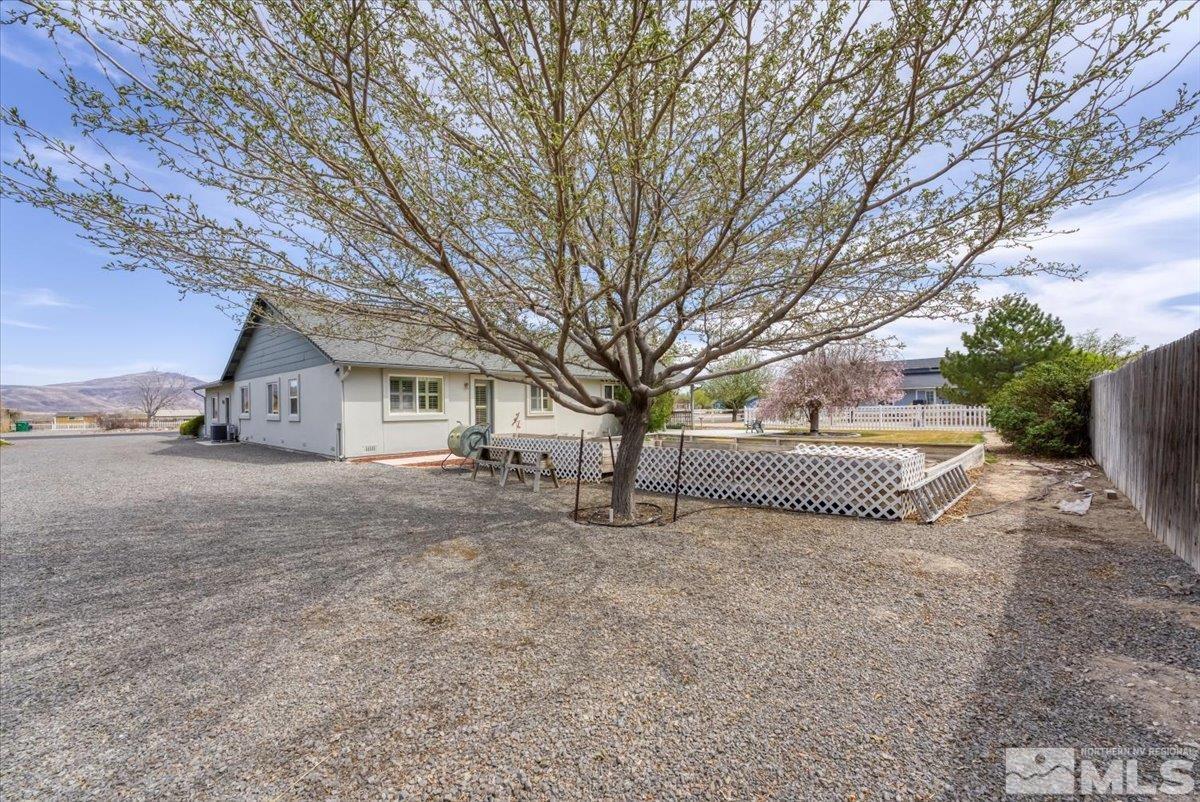 2875 Waegle Way Property Photo 36