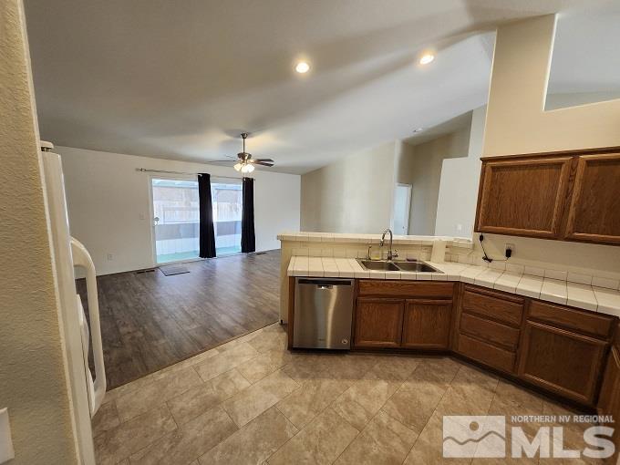 606 Annie Way Property Photo 9
