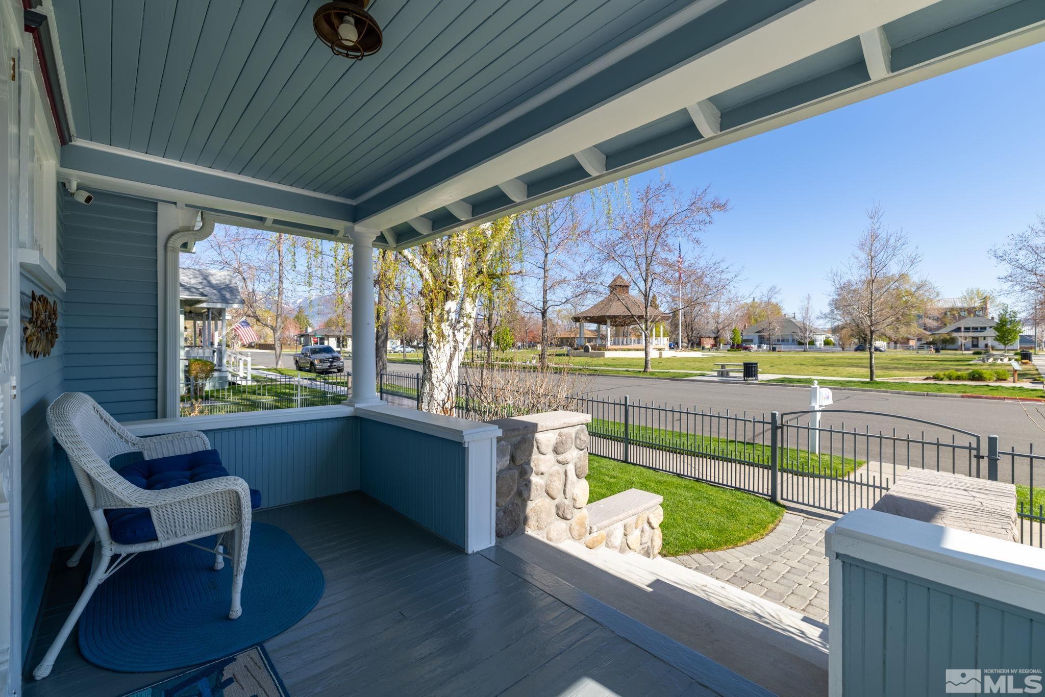 1610 Mono Ave Property Photo 5