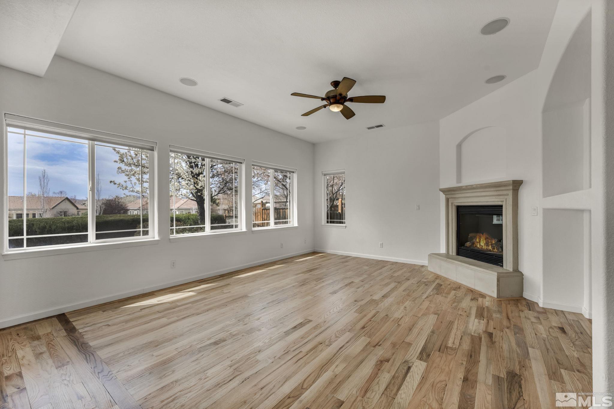 6647 Fabric Dr Property Photo 17
