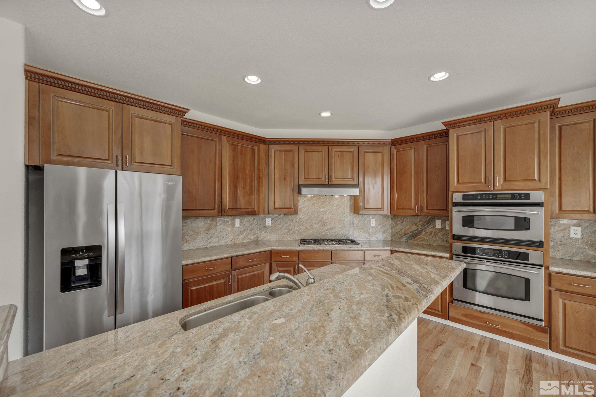 6647 Fabric Dr Property Photo 22