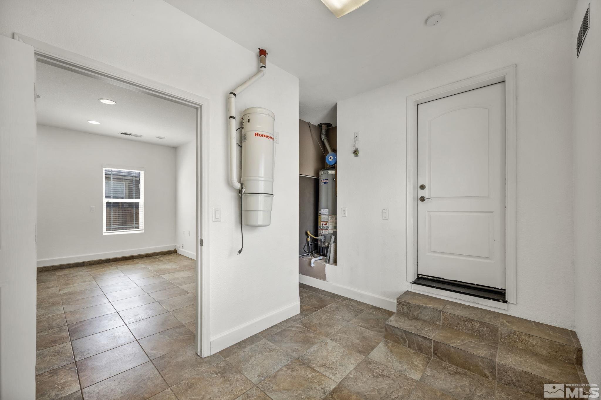 6647 Fabric Dr Property Photo 33