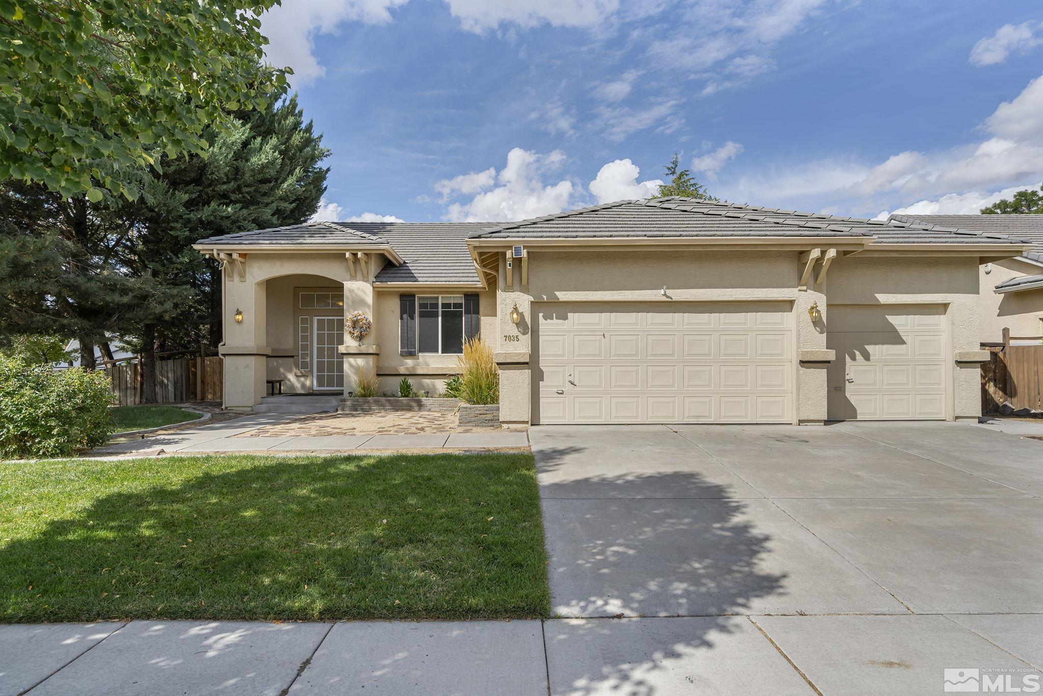 7035 Cinnamon Dr Property Photo