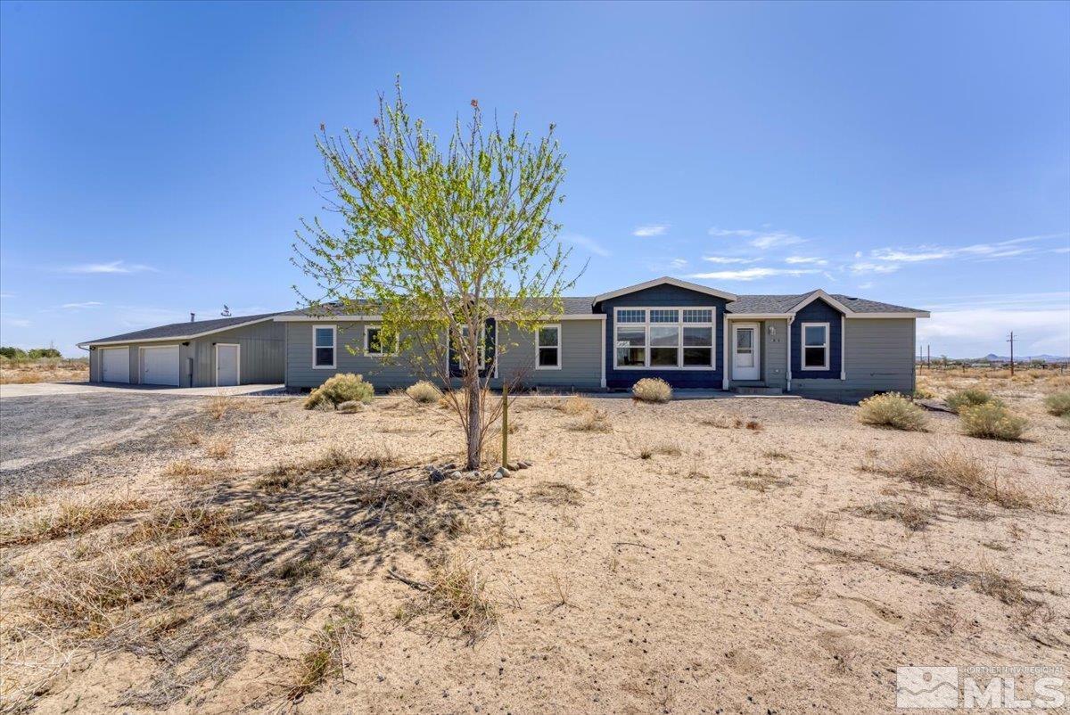 3035 E Green Avenue Property Photo
