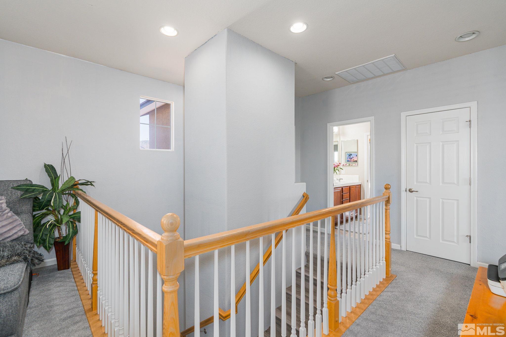 450 Ruffian Ct Property Photo 22