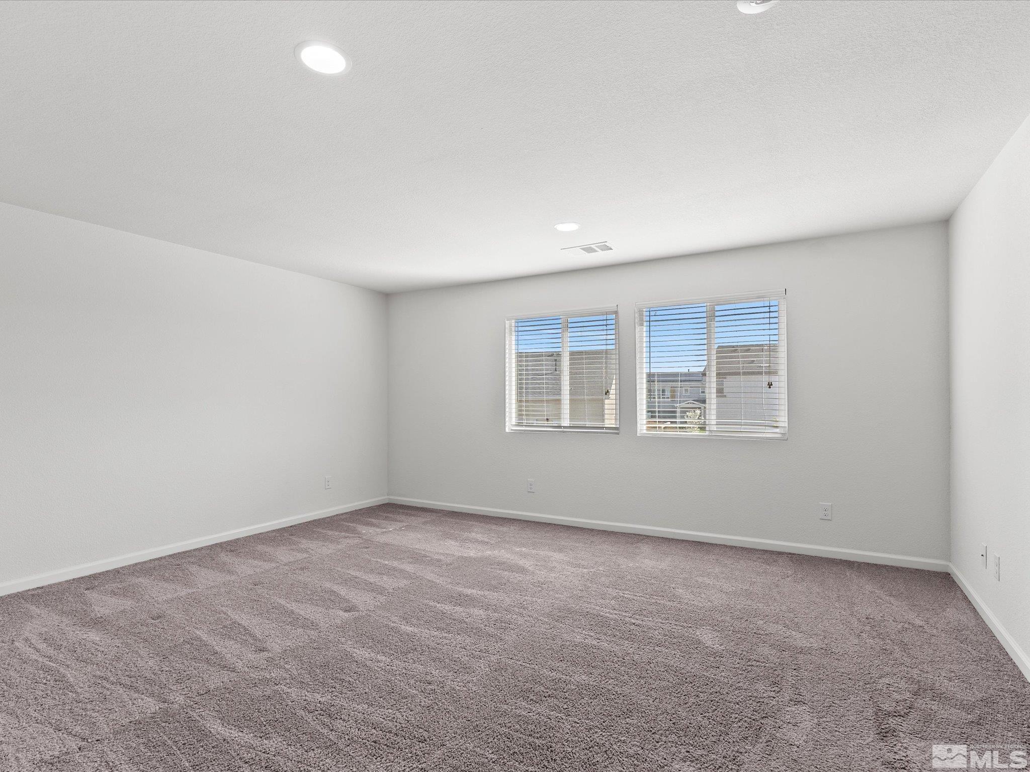 14350 Loyola Dr Property Photo 22