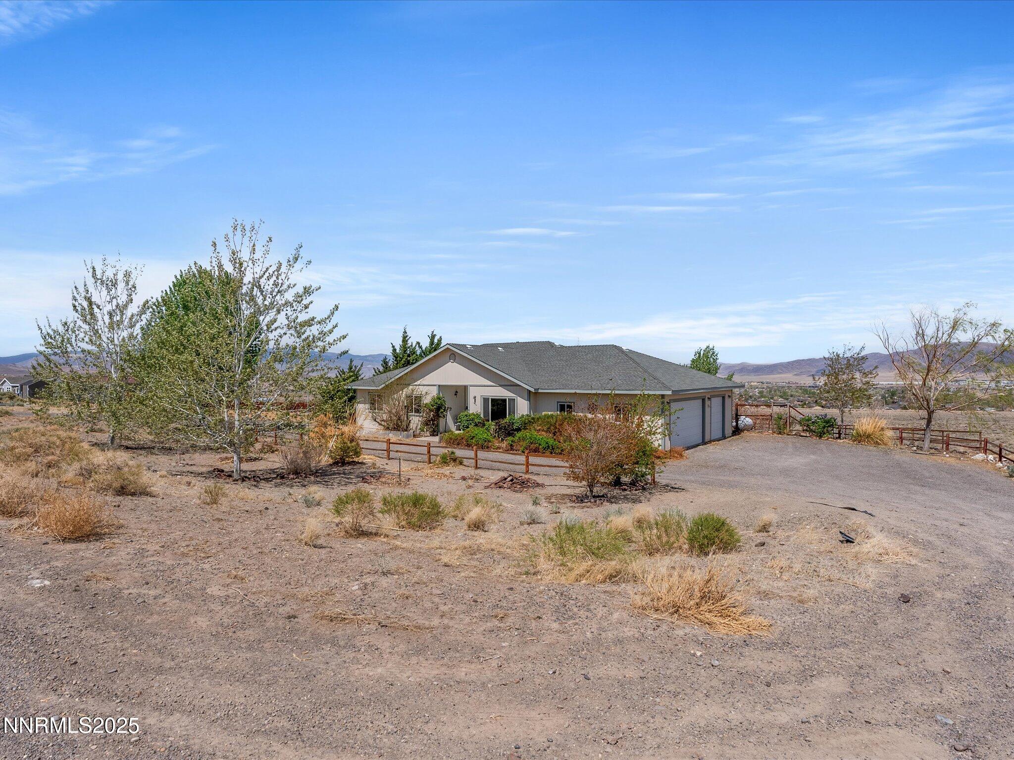 1974 Spring Road Property Photo 7
