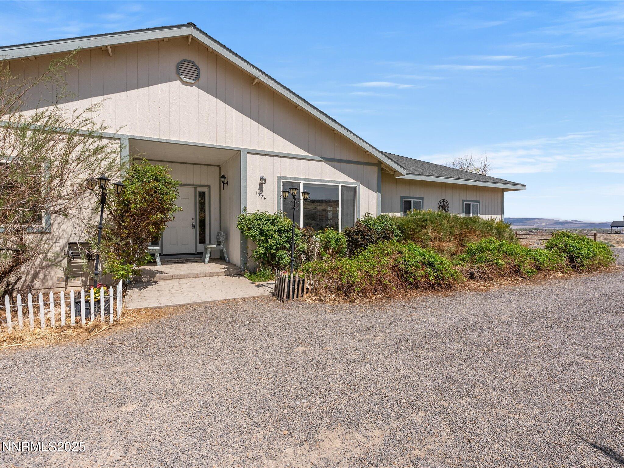 1974 Spring Road Property Photo 37