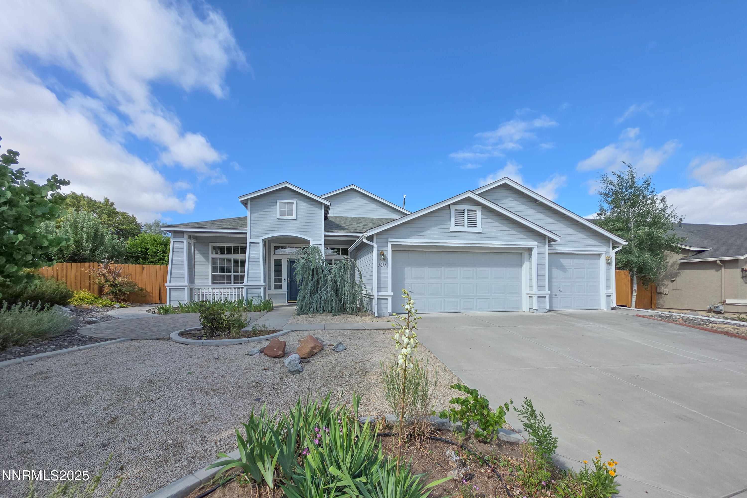 7871 Cantabria Dr Property Photo 1