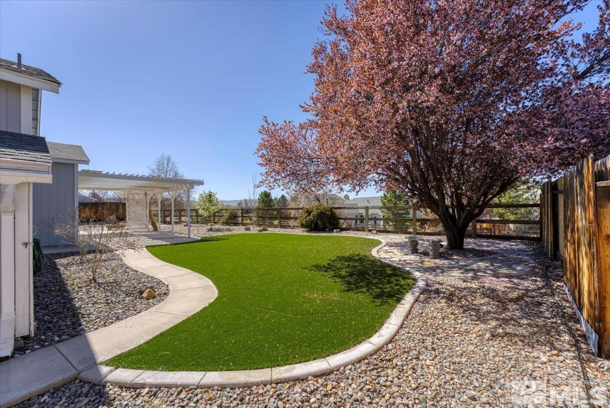7871 Cantabria Dr Property Photo 28