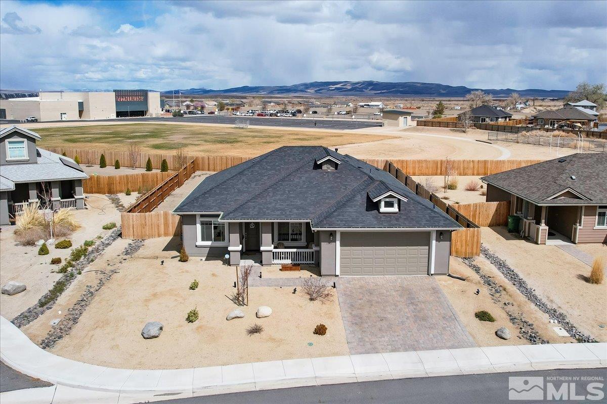 2212 Windrow Dr Property Photo