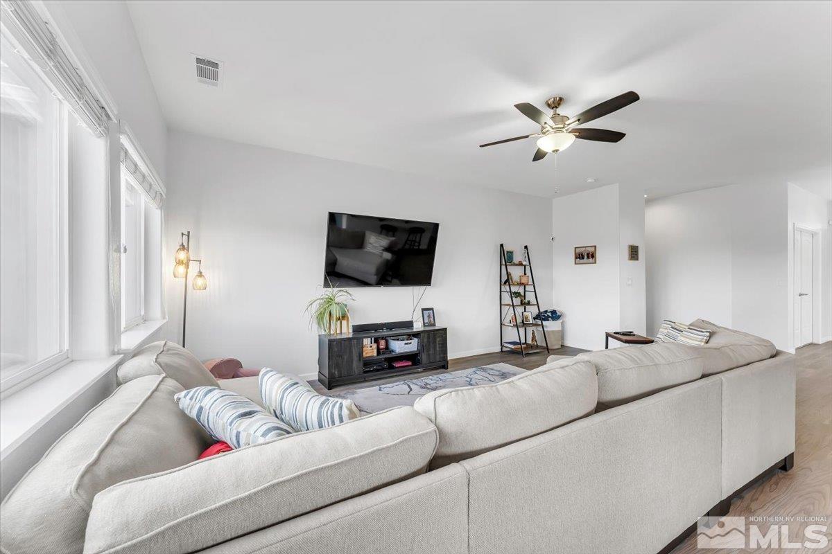 2212 Windrow Drive Property Photo 11