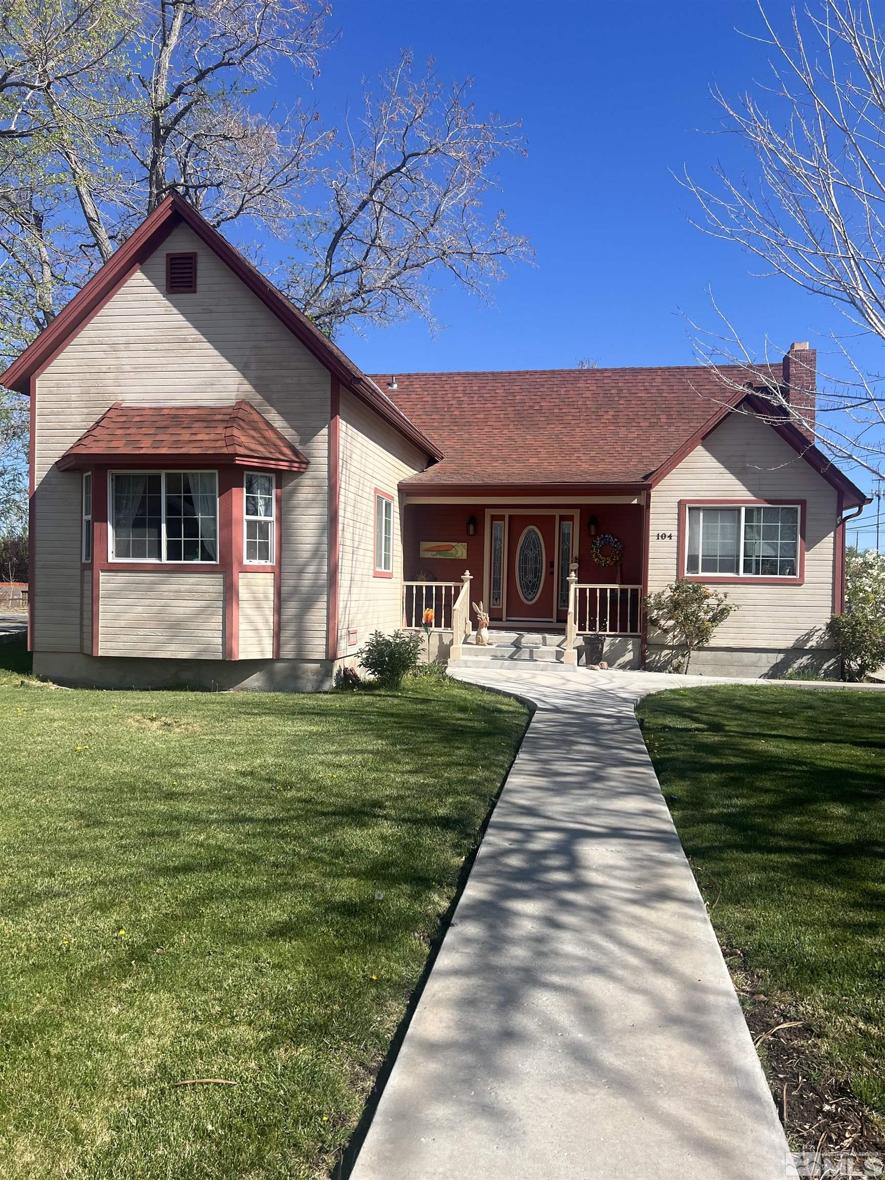 104 Virginia St Property Photo 1