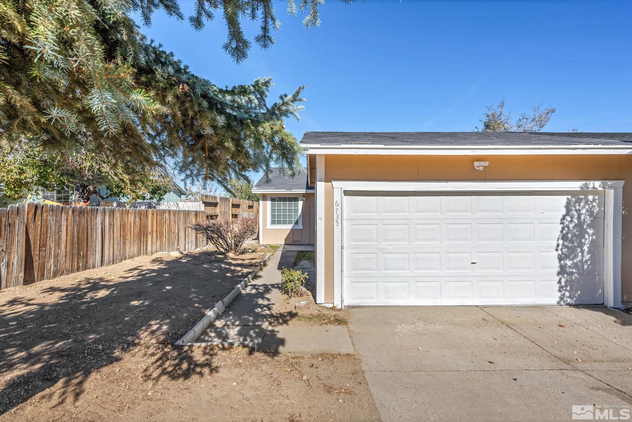 6735 Peppermint Dr Property Photo 4