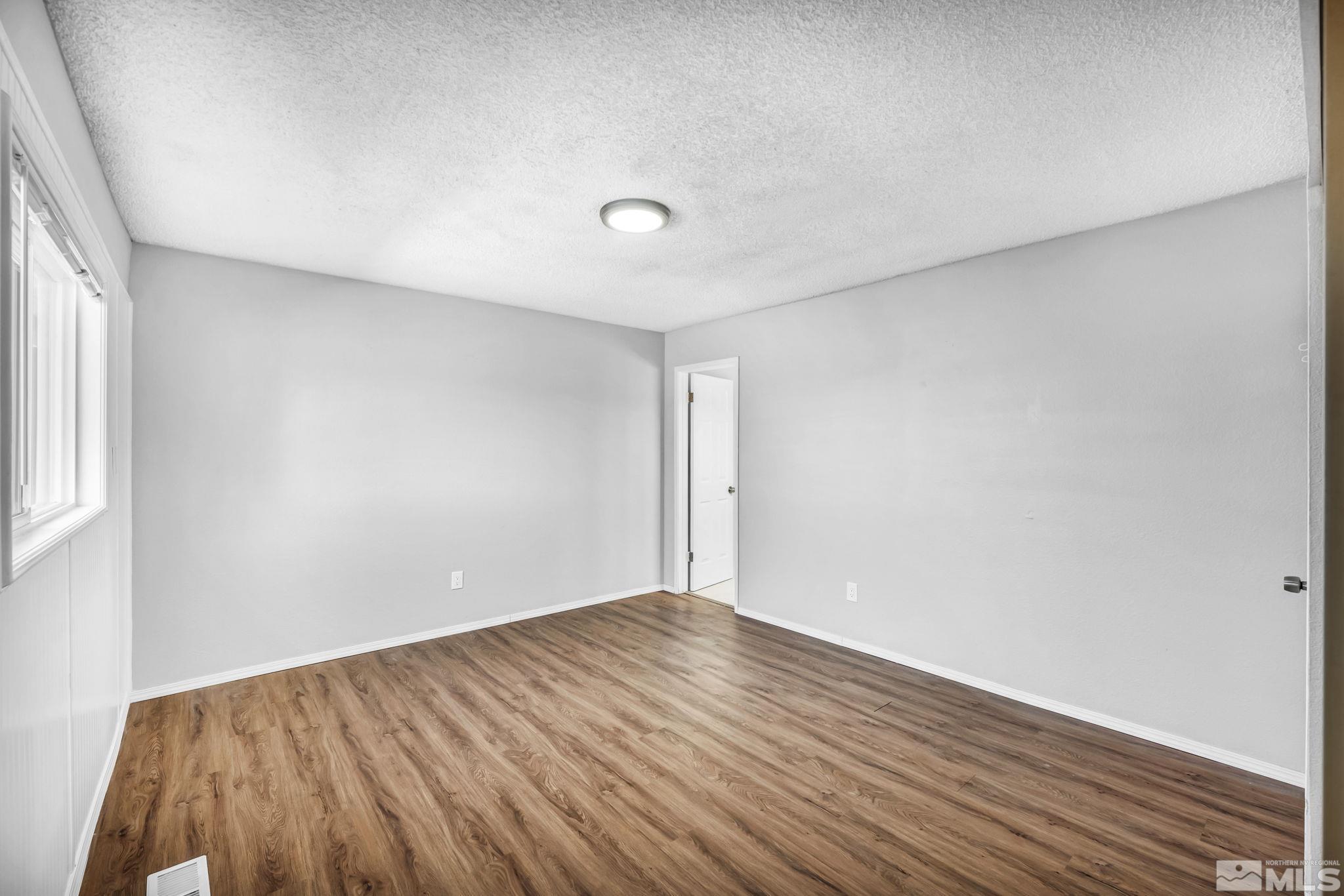 6735 Peppermint Dr Property Photo 29