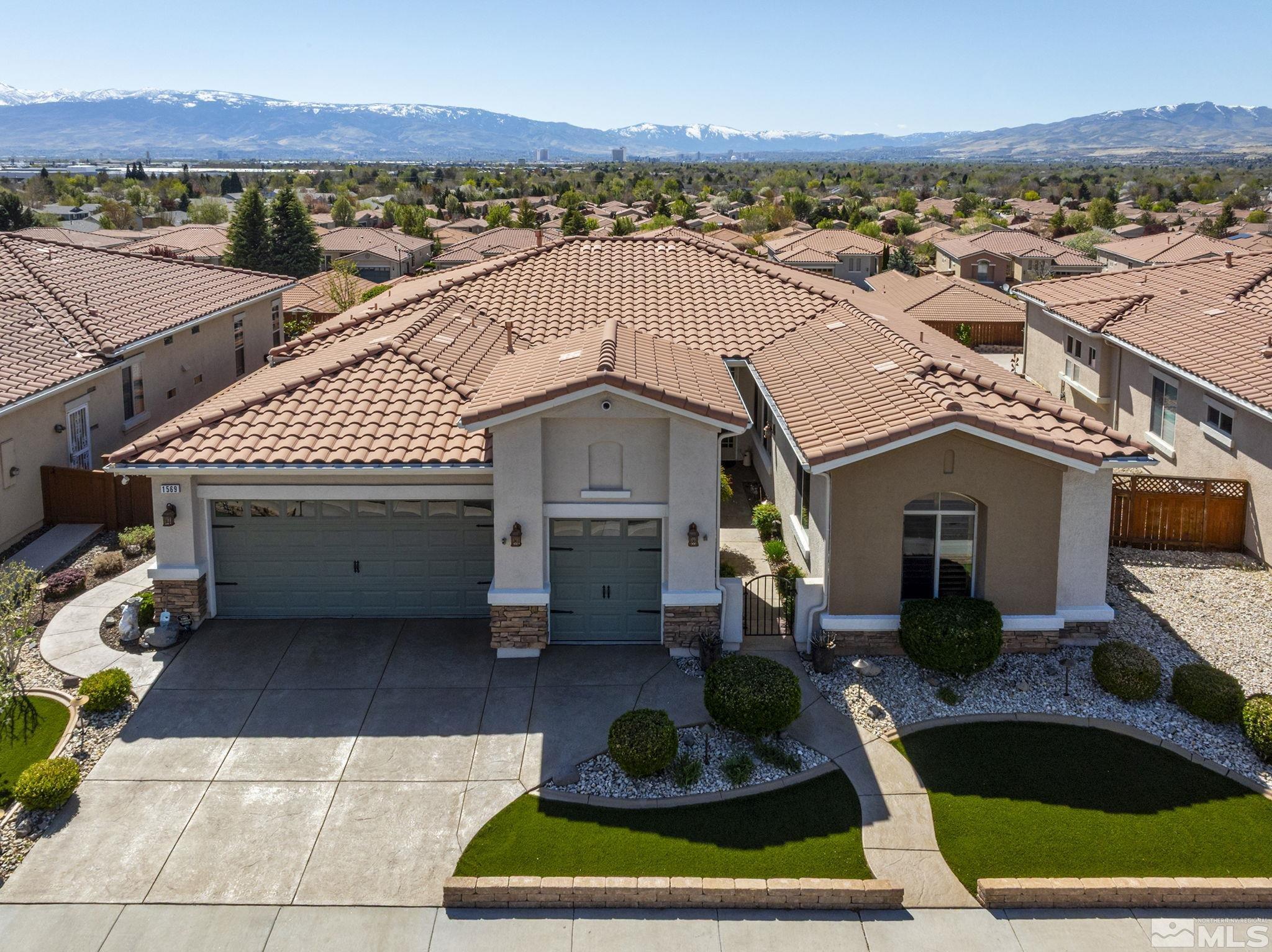 1569 Corleone Dr. Property Photo